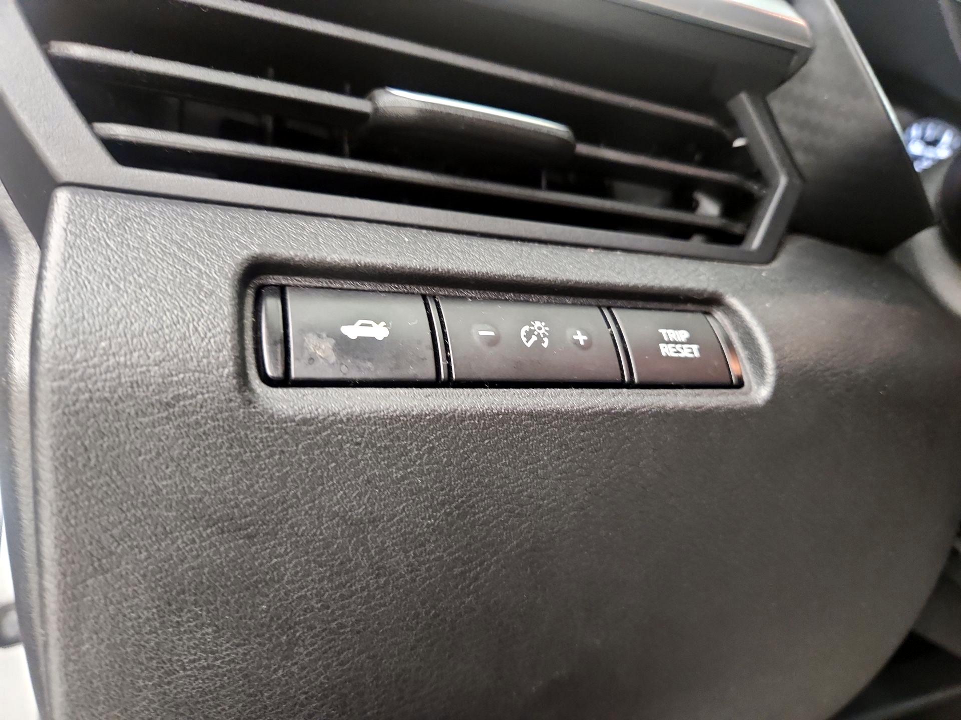 Thumbnail: 2019 Nissan Altima - 13