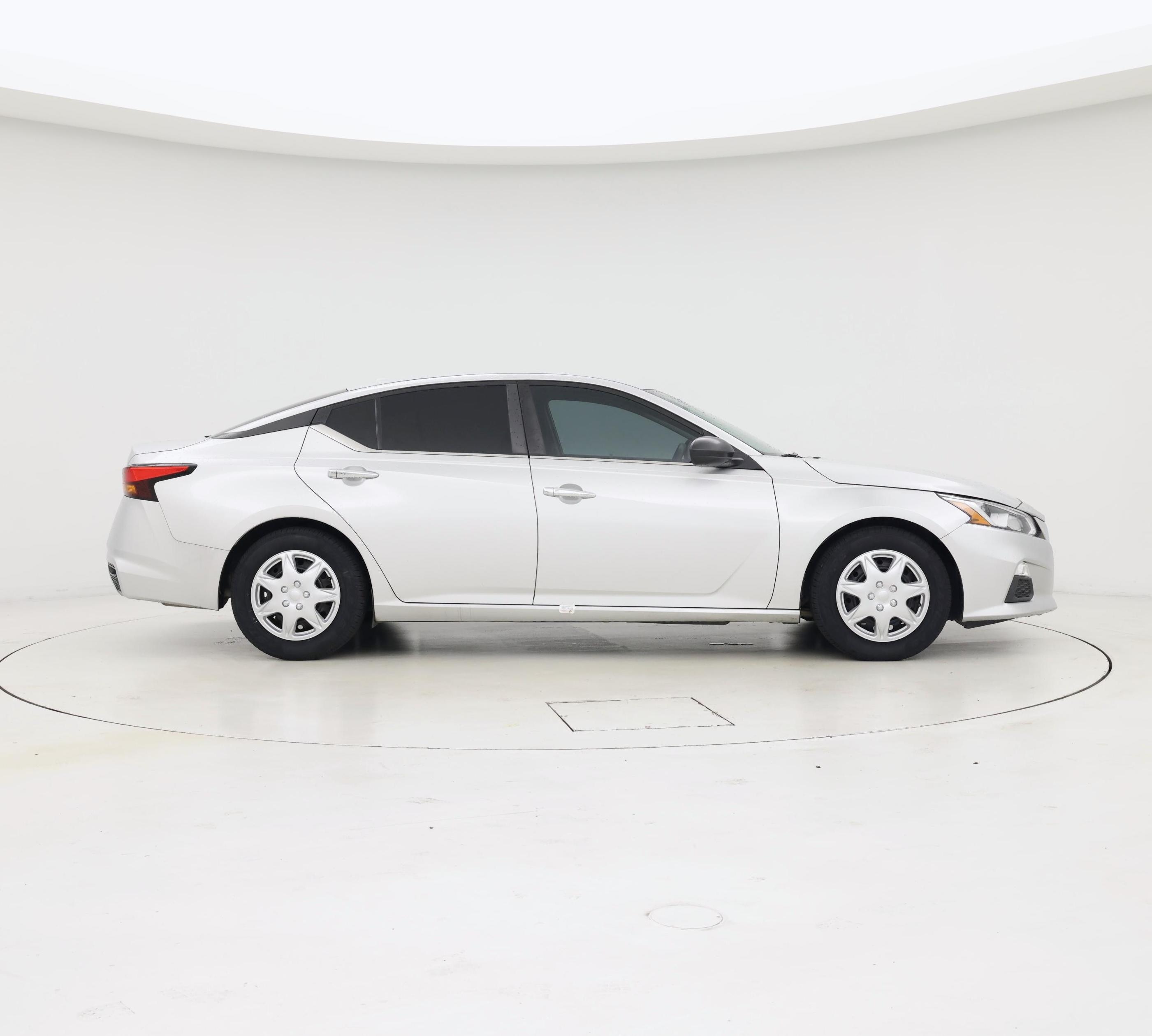 Thumbnail: 2019 Nissan Altima - 7