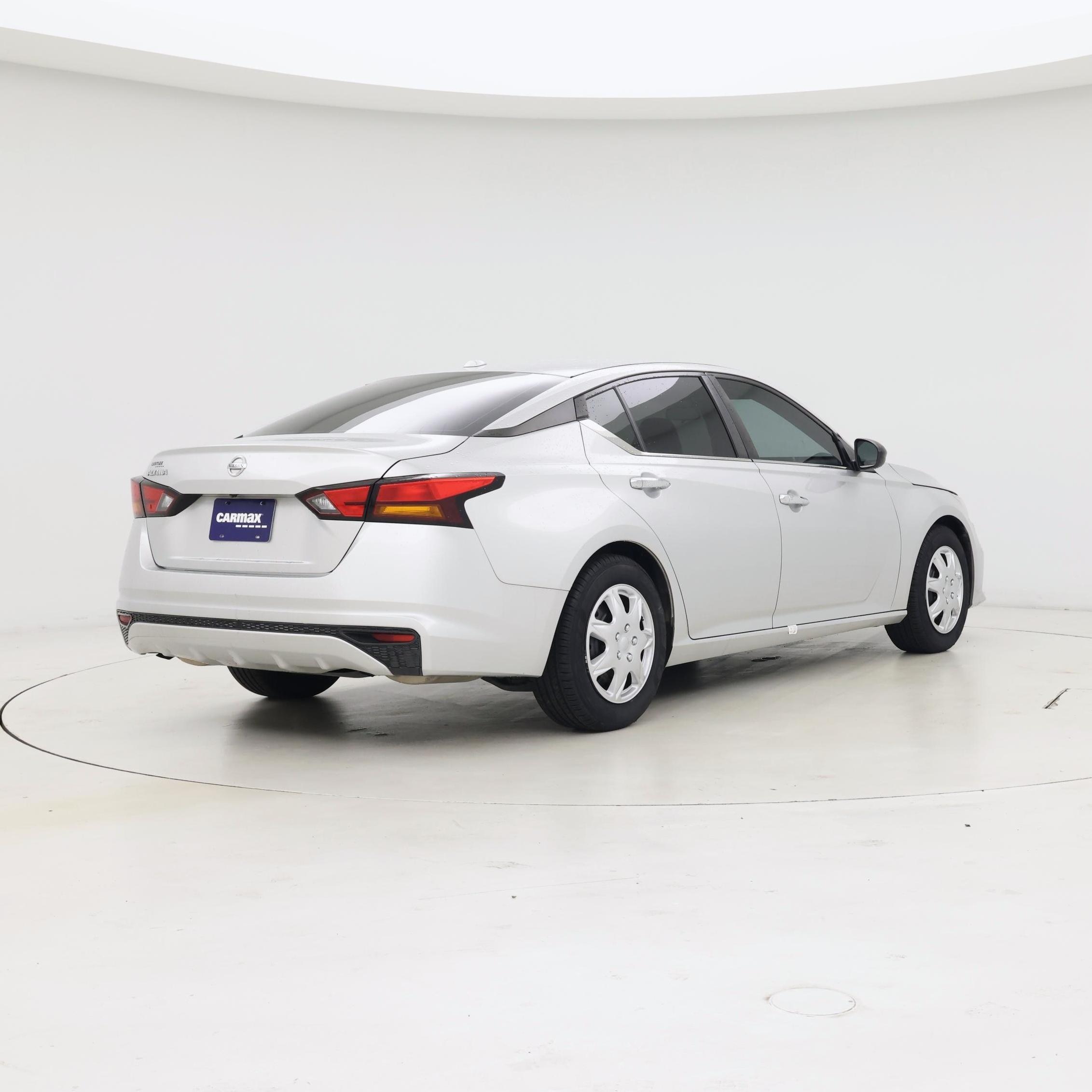 Thumbnail: 2019 Nissan Altima - 8