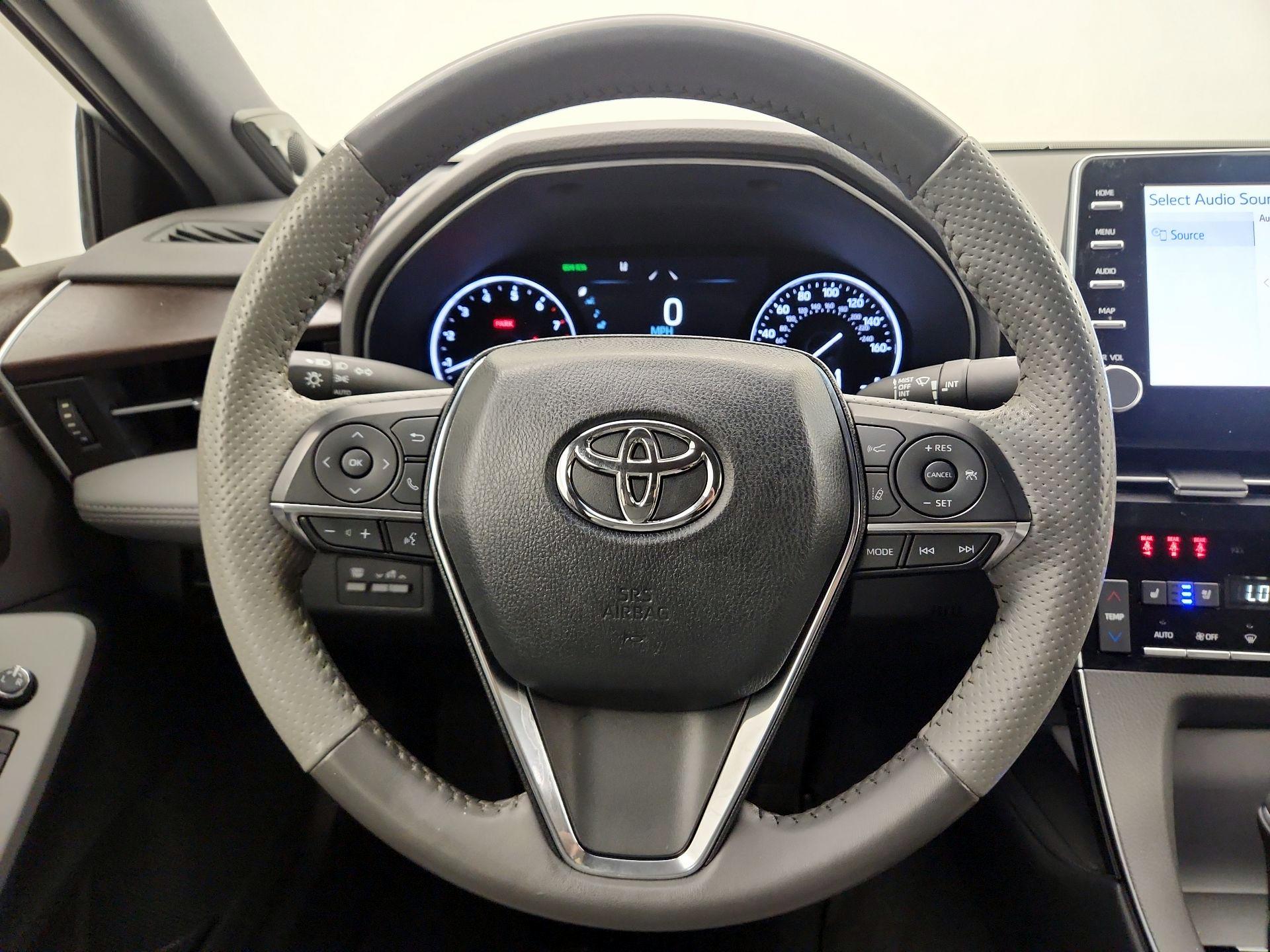 Thumbnail: 2019 Toyota Avalon - 10