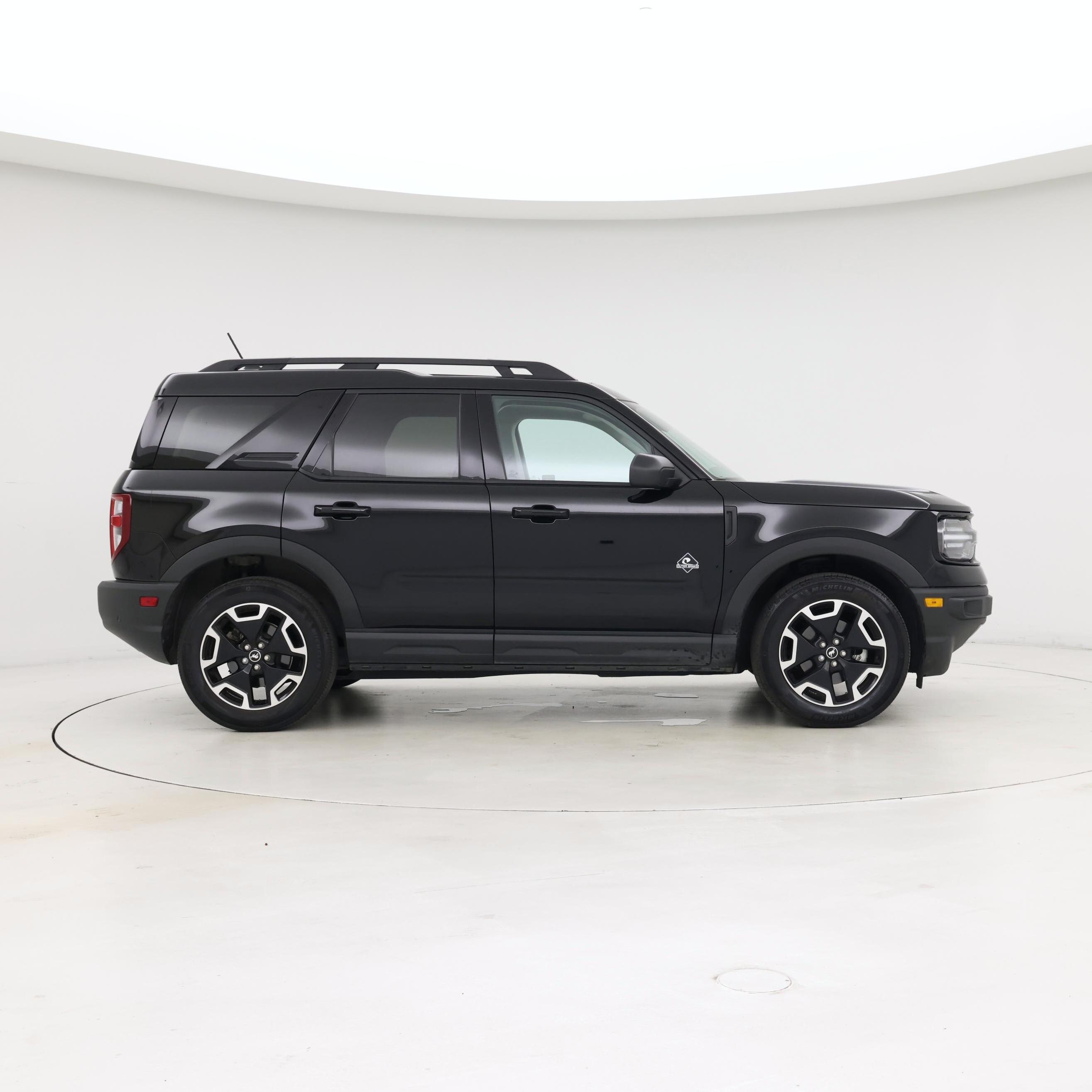 Thumbnail: 2023 Ford Bronco Sport - 7