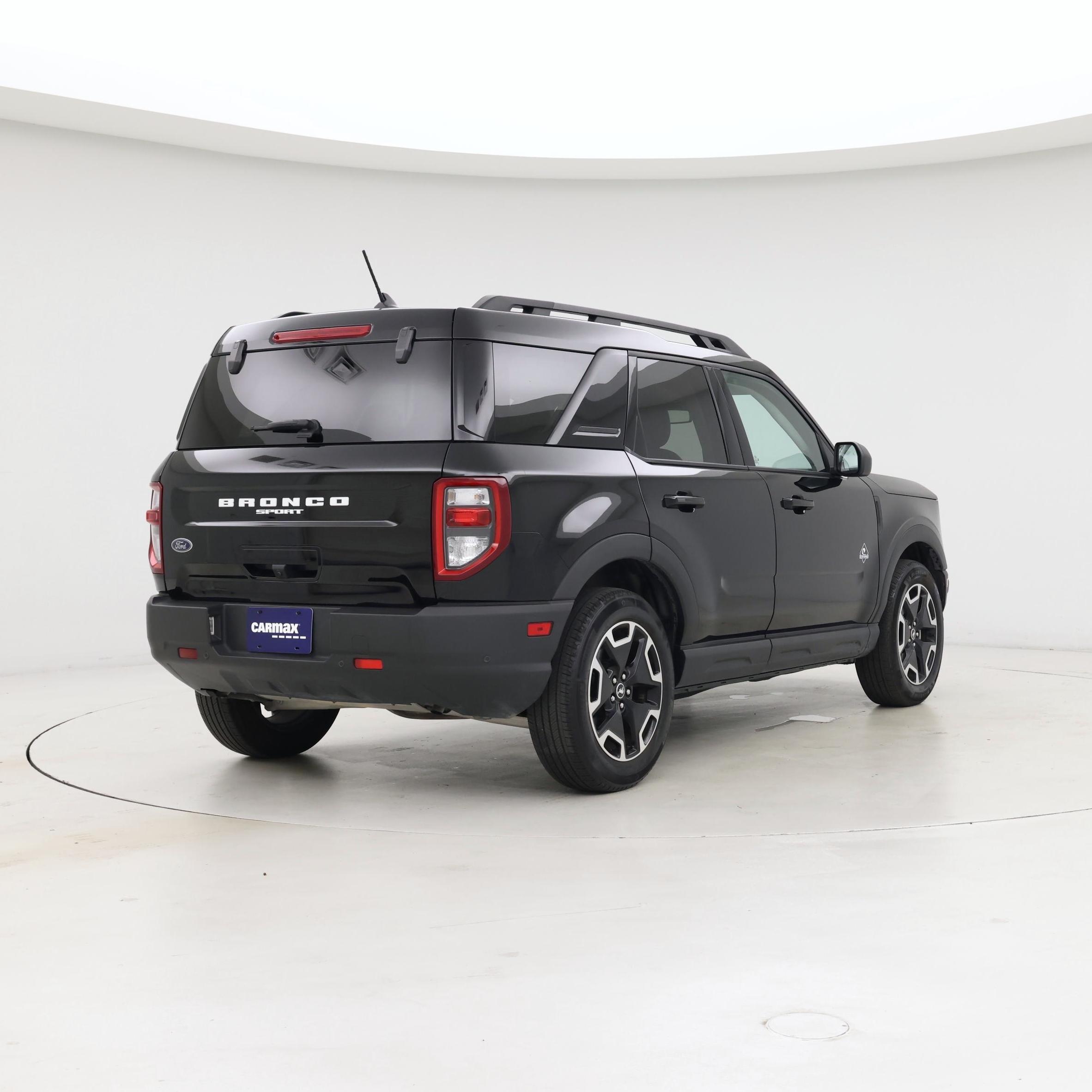 Thumbnail: 2023 Ford Bronco Sport - 8