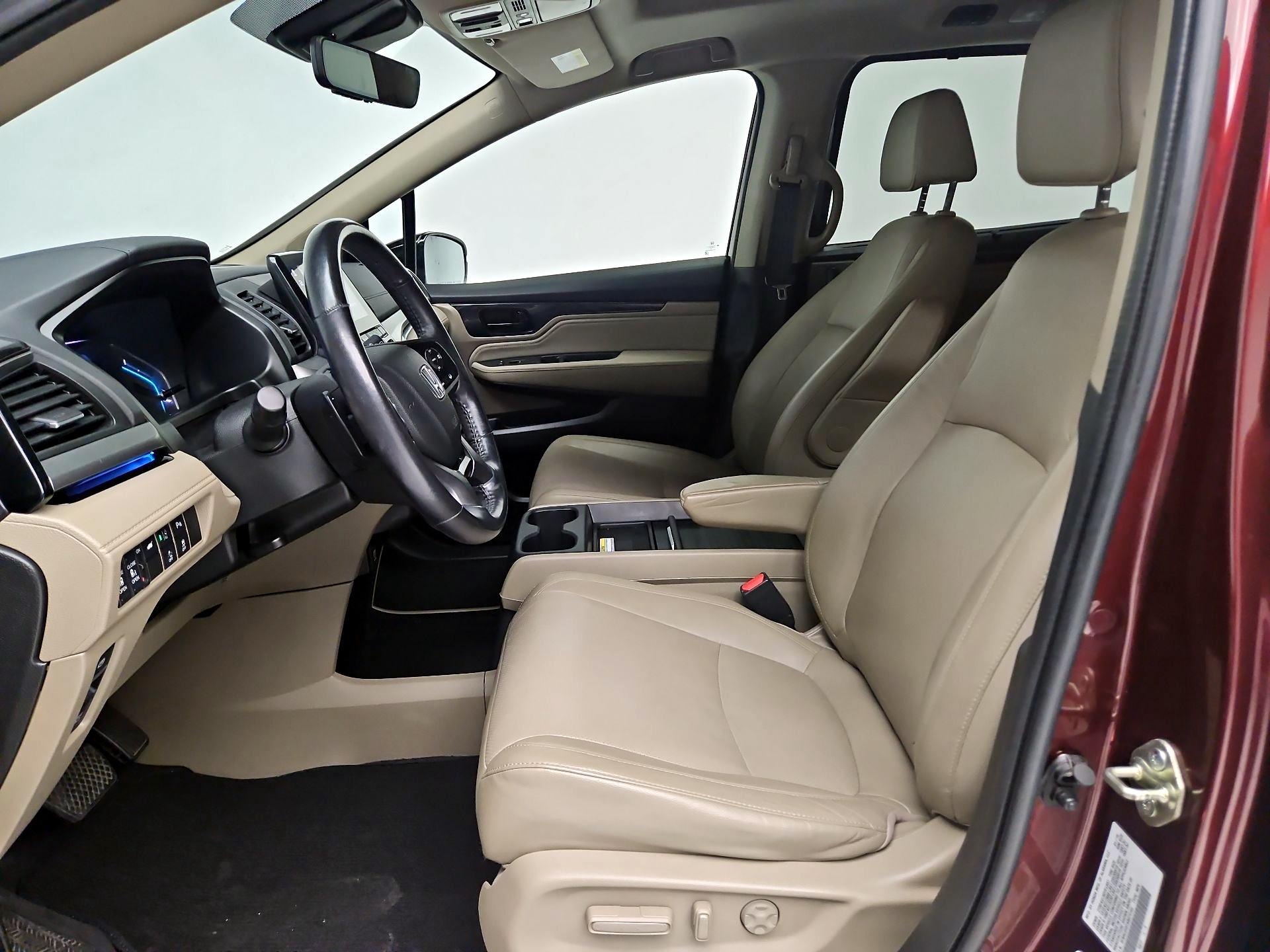 Thumbnail: 2019 Honda Odyssey - 11