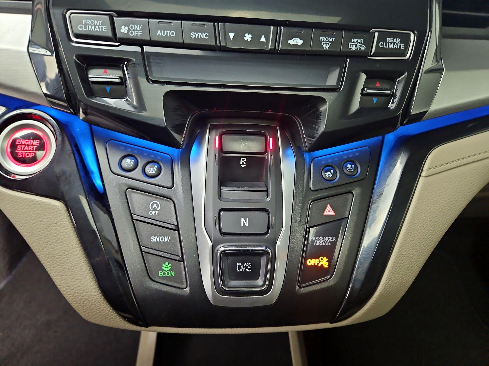 Thumbnail: 2019 Honda Odyssey - 18