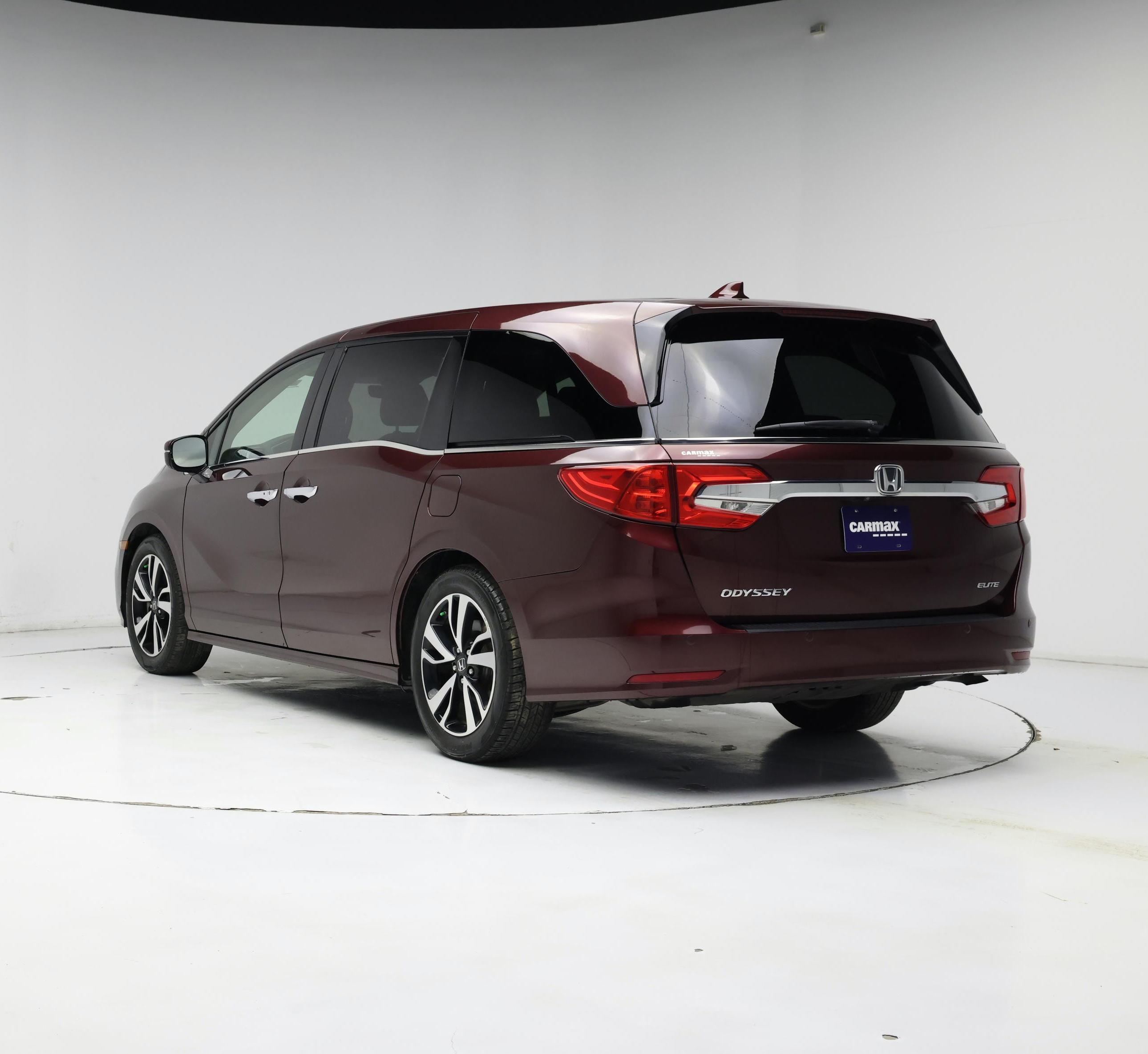 Thumbnail: 2019 Honda Odyssey - 2