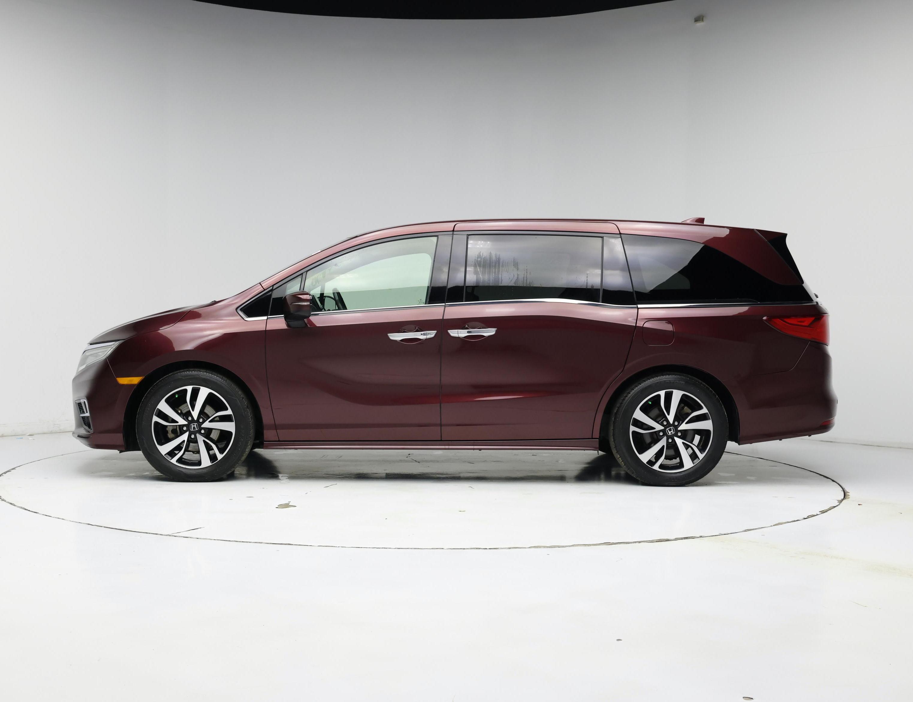 Thumbnail: 2019 Honda Odyssey - 3