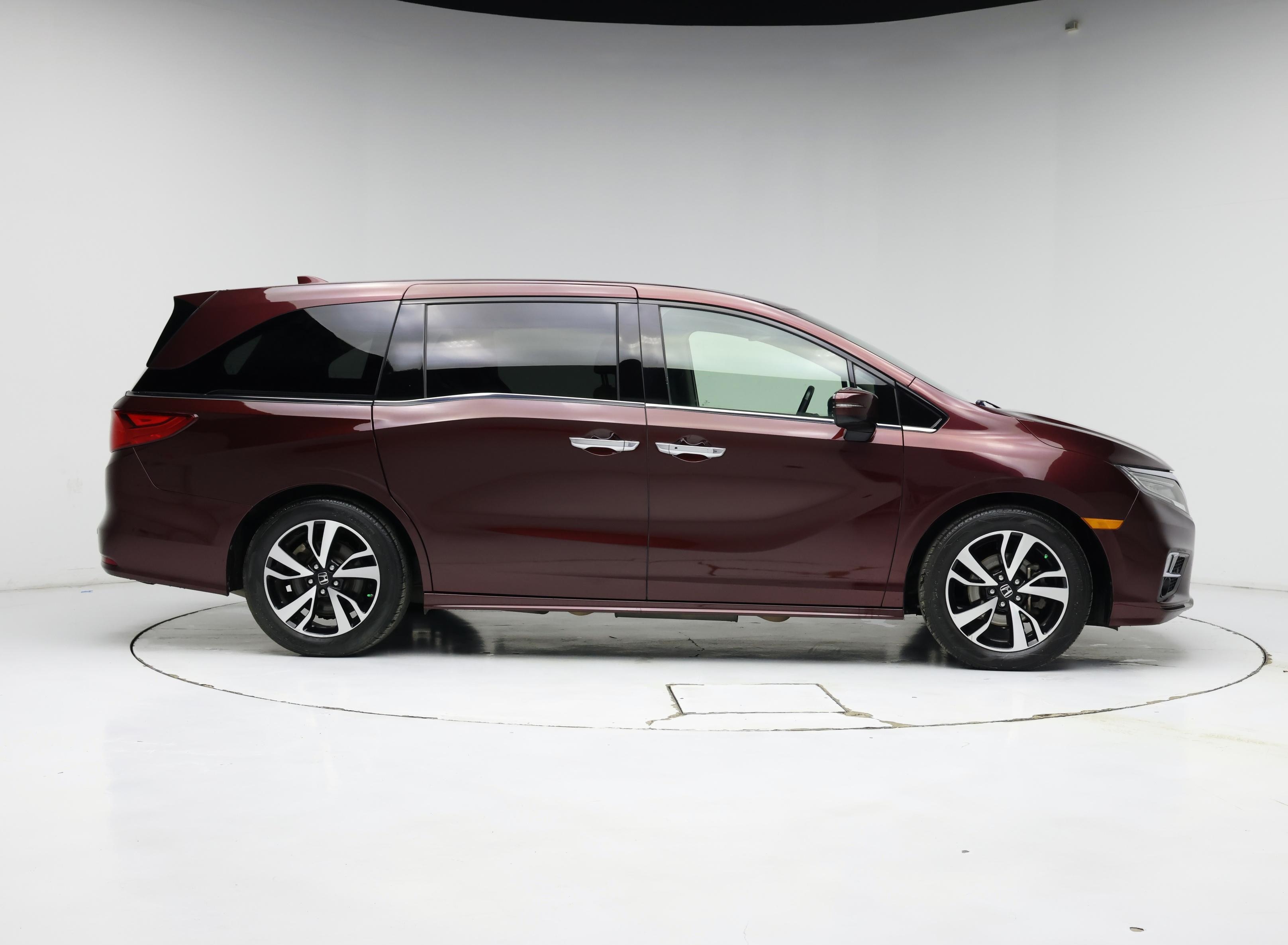 Thumbnail: 2019 Honda Odyssey - 7