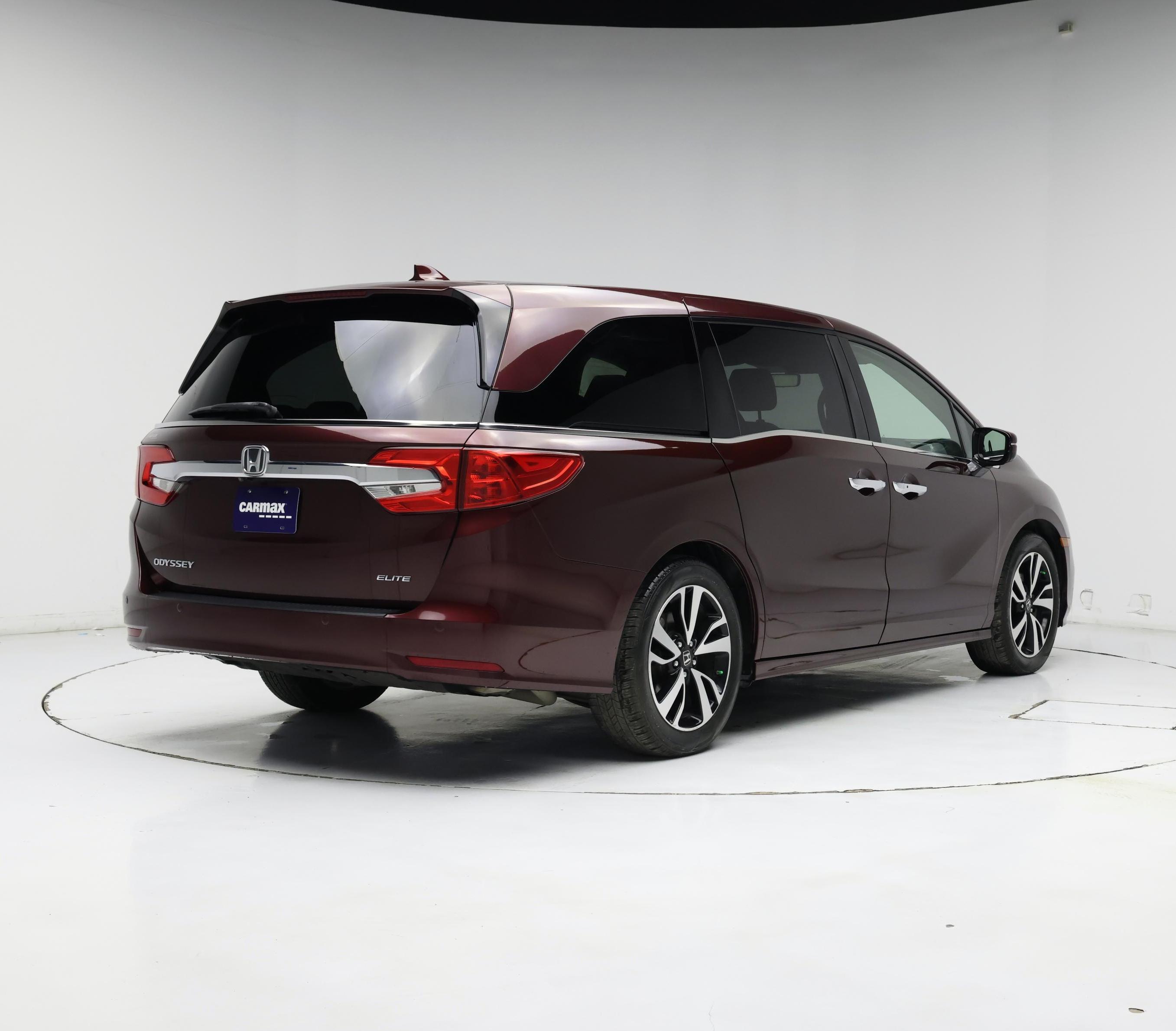 Thumbnail: 2019 Honda Odyssey - 8