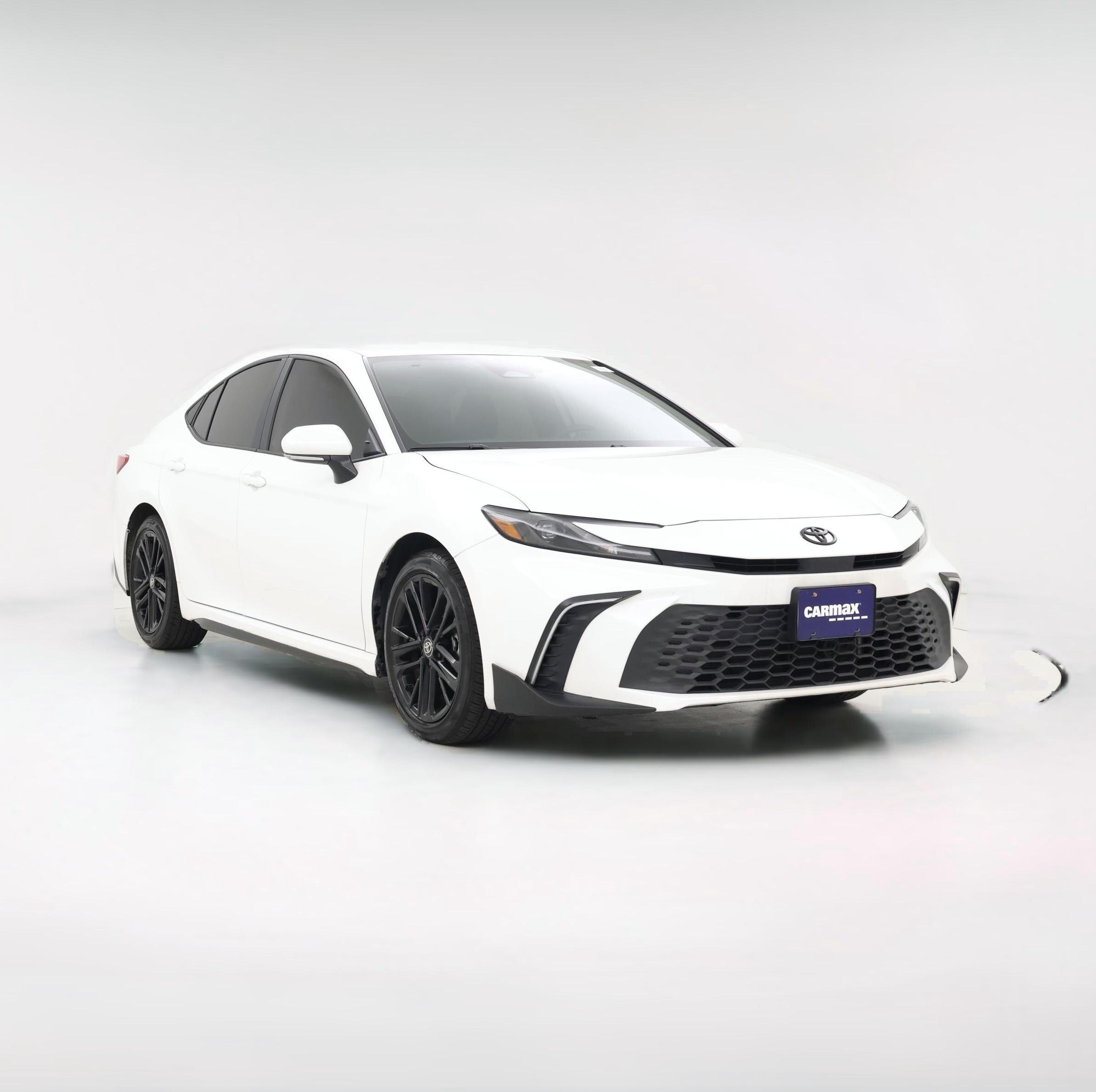 Thumbnail: 2025 Toyota Camry - 1
