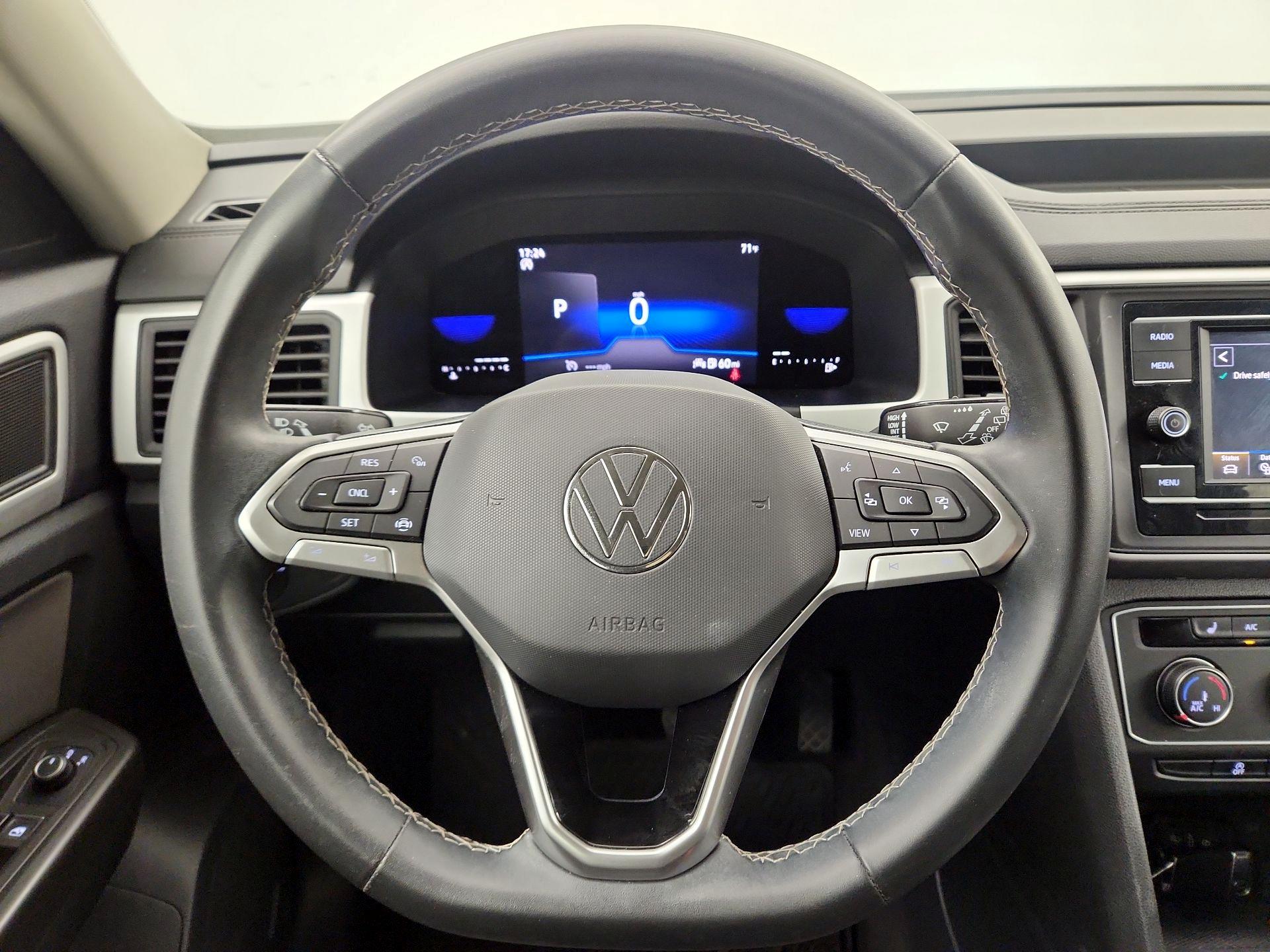 Thumbnail: 2022 Volkswagen Atlas - 10