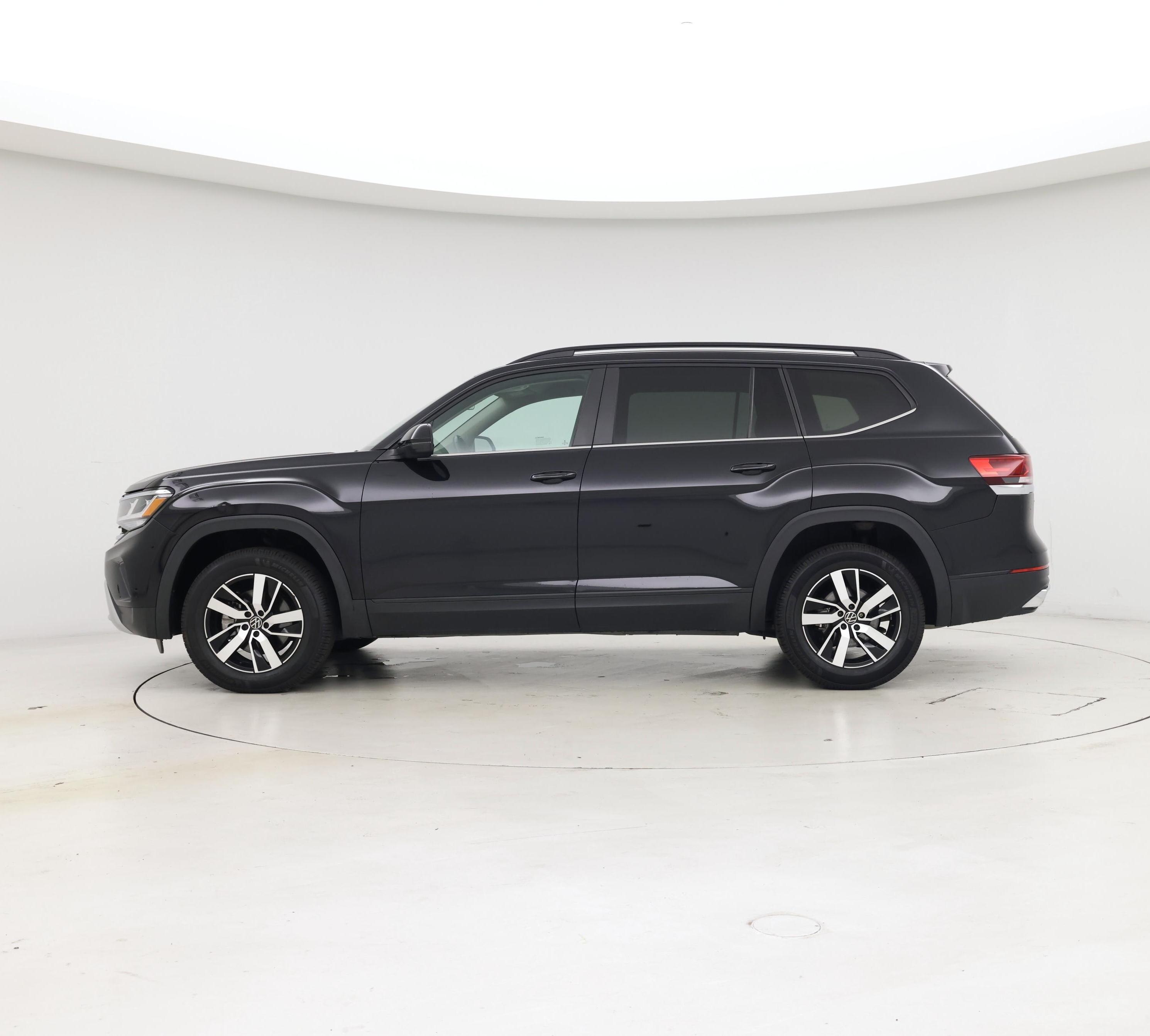 Thumbnail: 2022 Volkswagen Atlas - 3