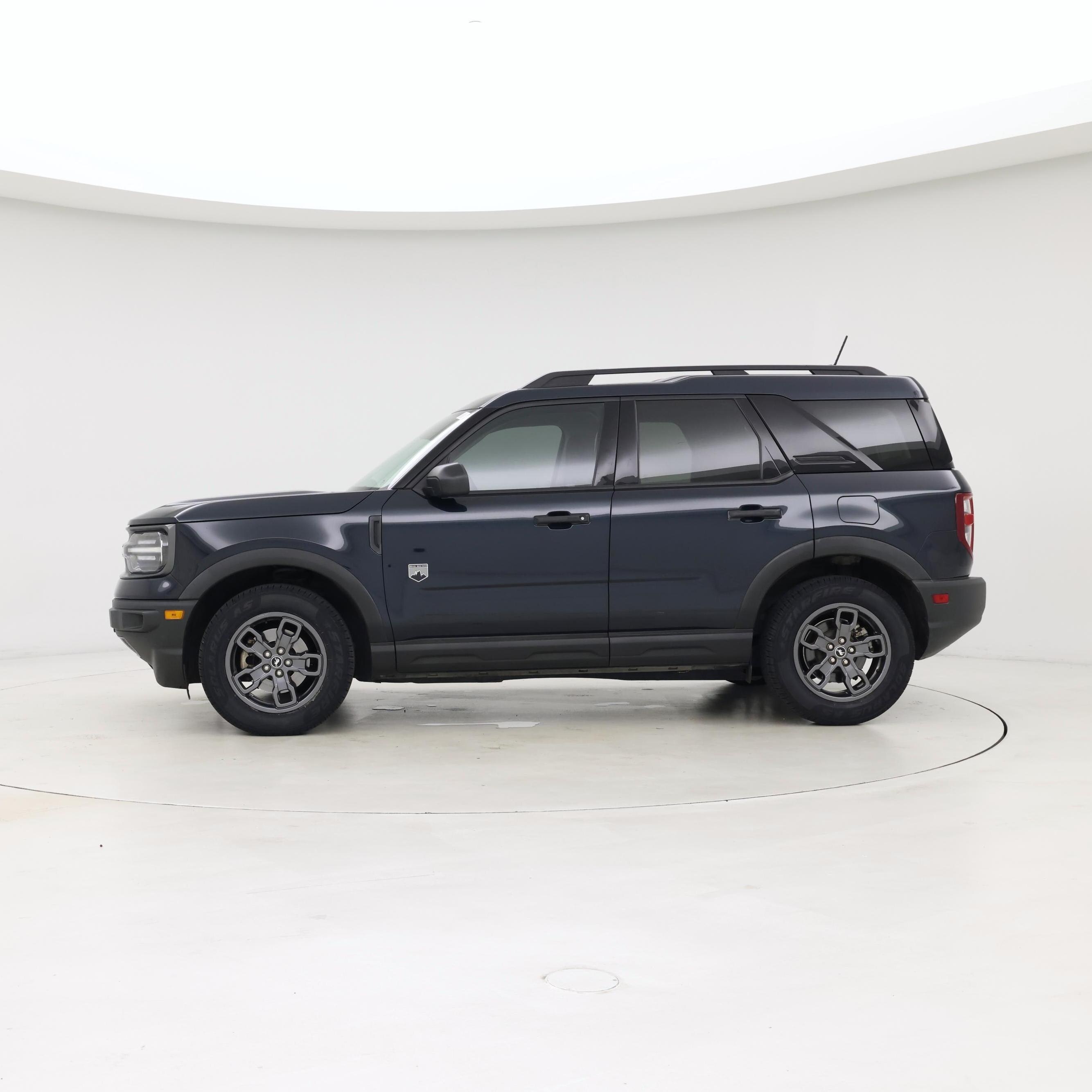 Thumbnail: 2021 Ford Bronco Sport - 3