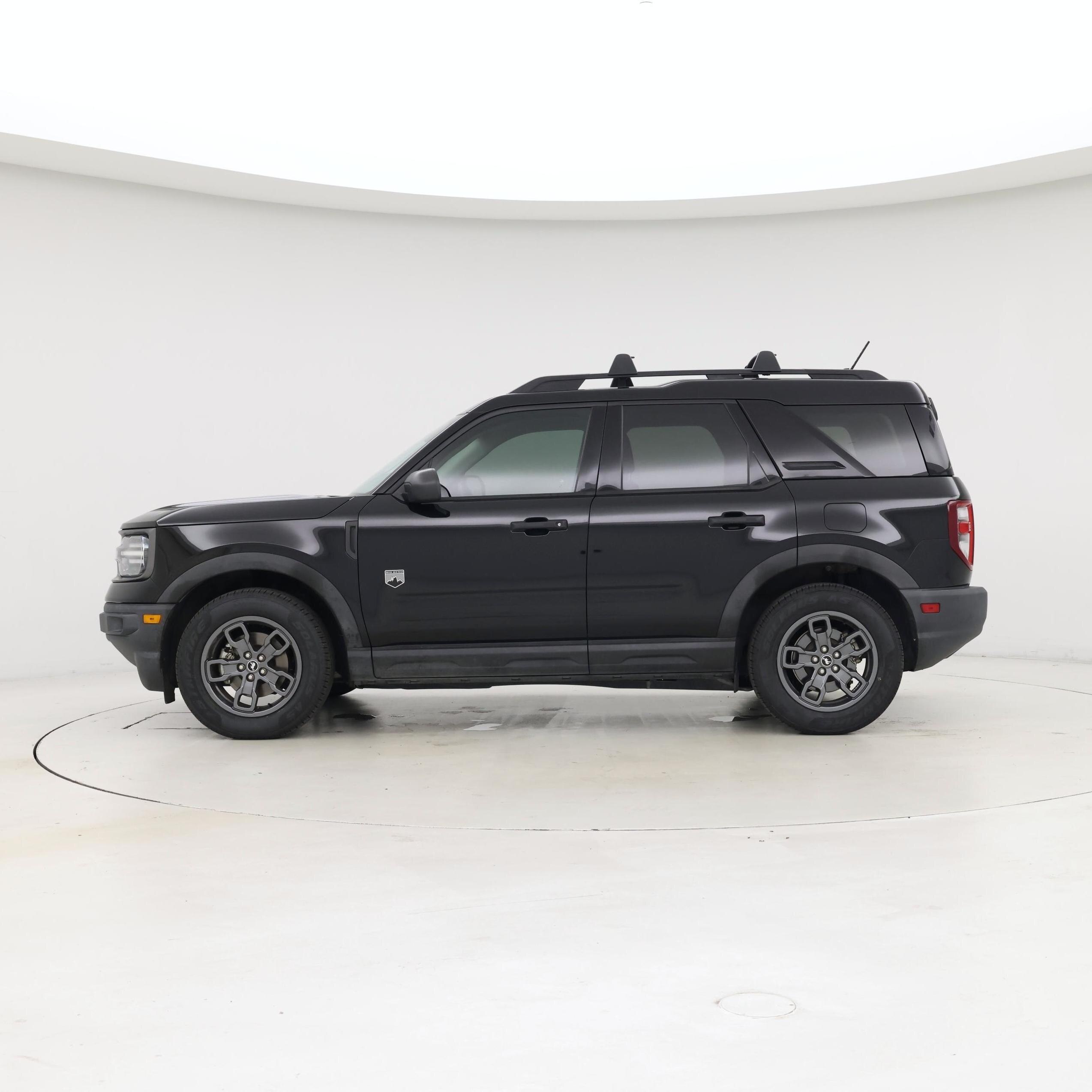 Thumbnail: 2021 Ford Bronco Sport - 3