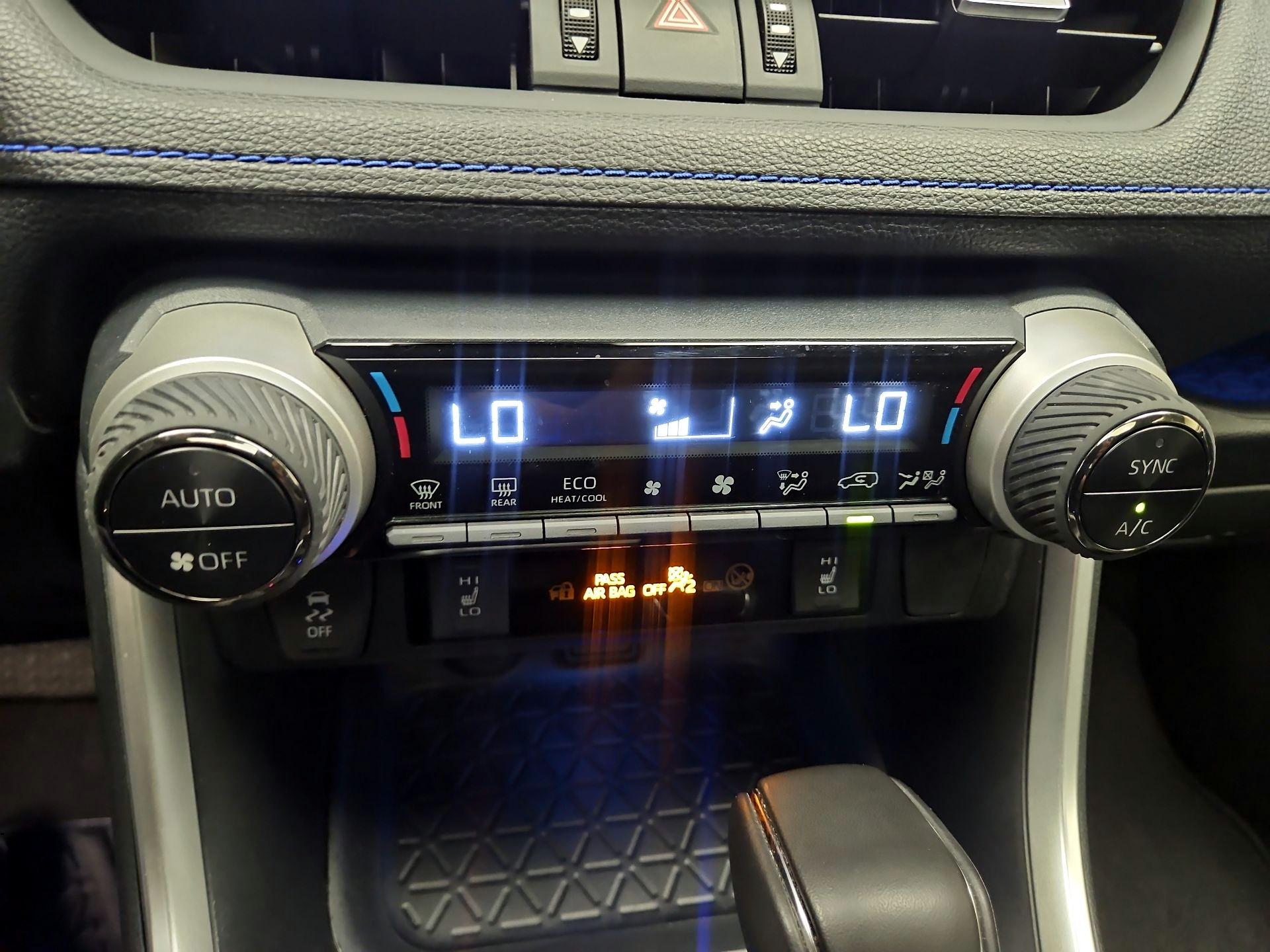 Thumbnail: 2025 Toyota RAV4 - 14