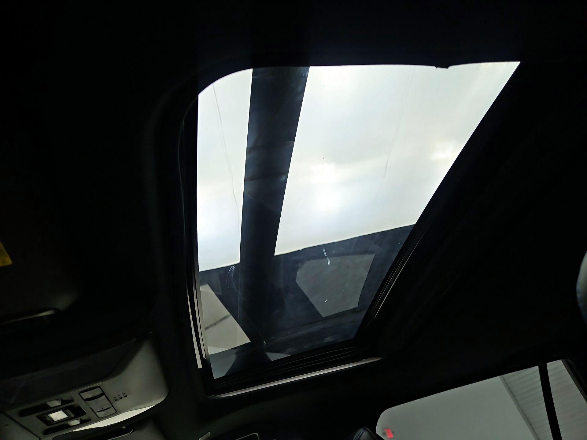 Thumbnail: 2025 Toyota RAV4 - 17