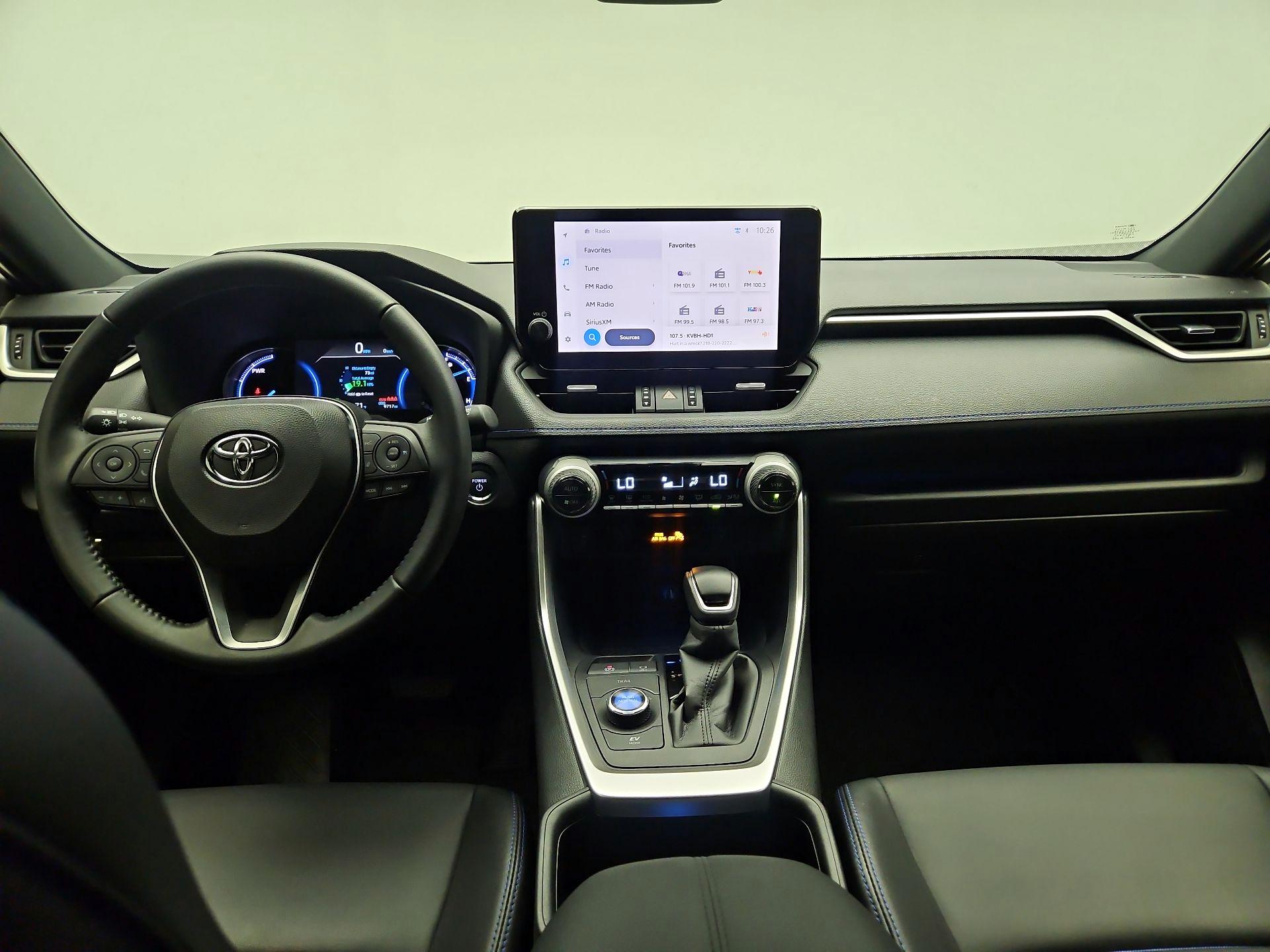 Thumbnail: 2025 Toyota RAV4 - 8