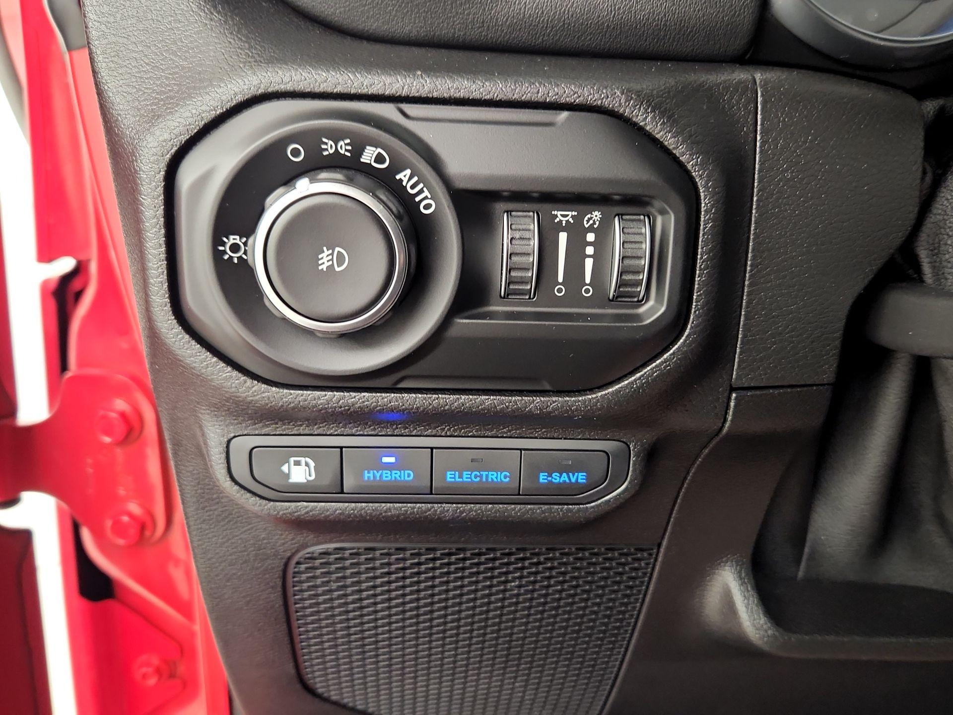 Thumbnail: 2021 Jeep Wrangler - 13