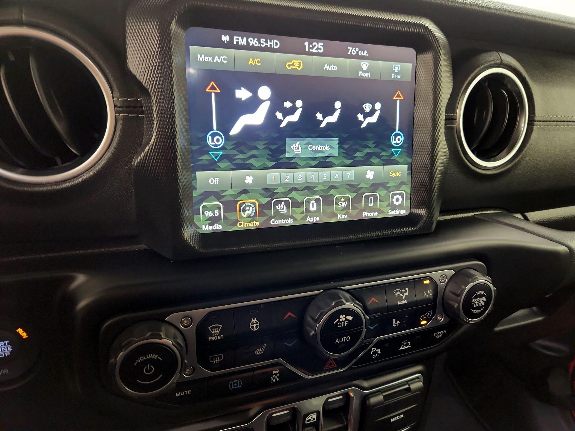 Thumbnail: 2021 Jeep Wrangler - 17