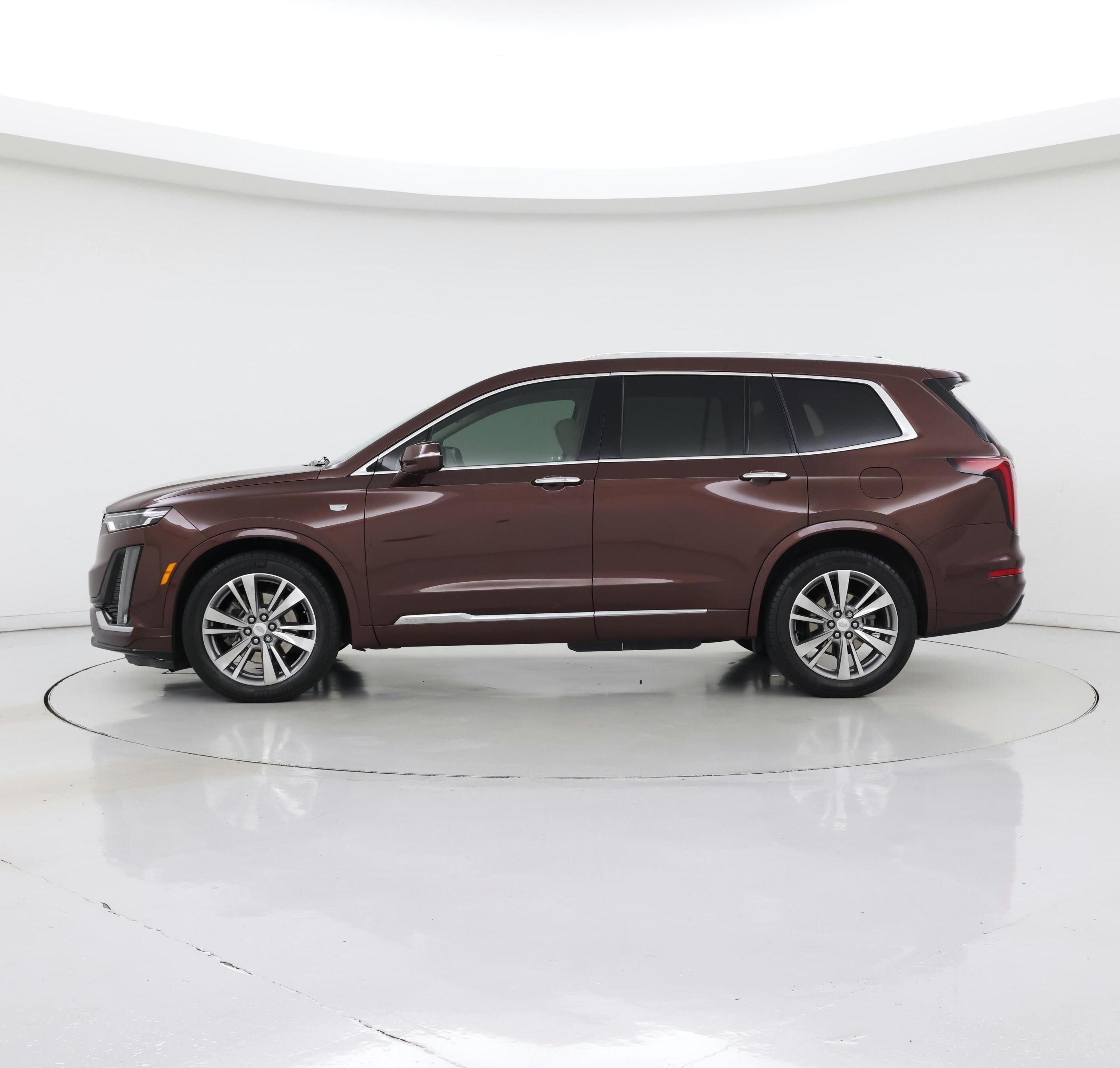 Thumbnail: 2022 Cadillac XT6 - 3