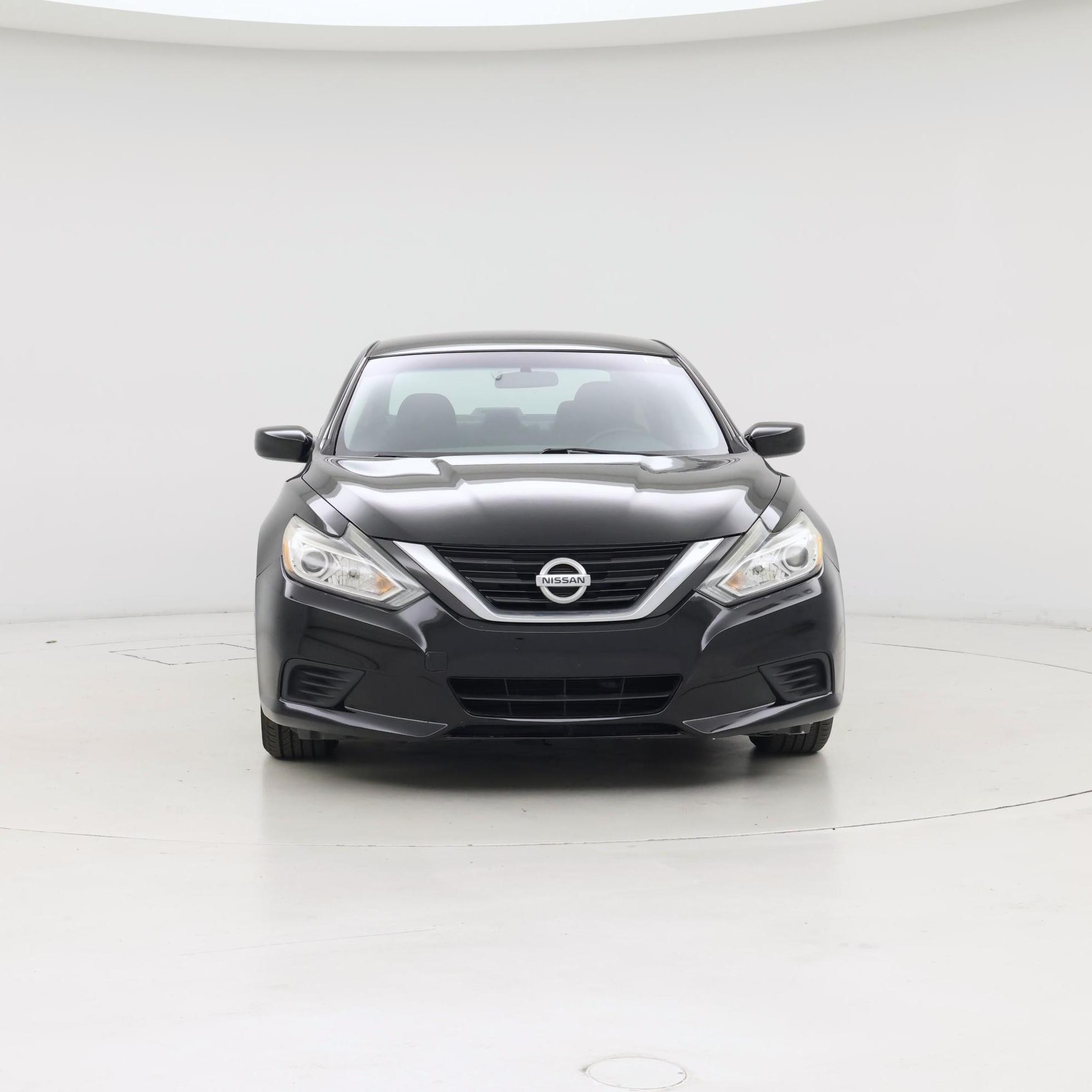 Thumbnail: 2016 Nissan Altima - 5