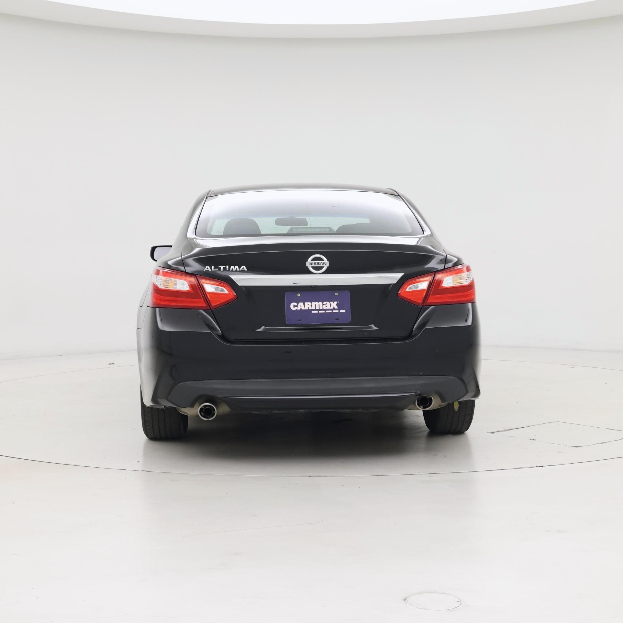 Thumbnail: 2016 Nissan Altima - 6