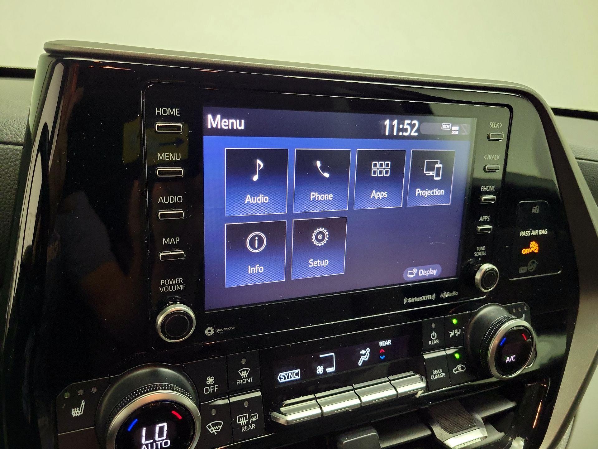 Thumbnail: 2022 Toyota Highlander - 14