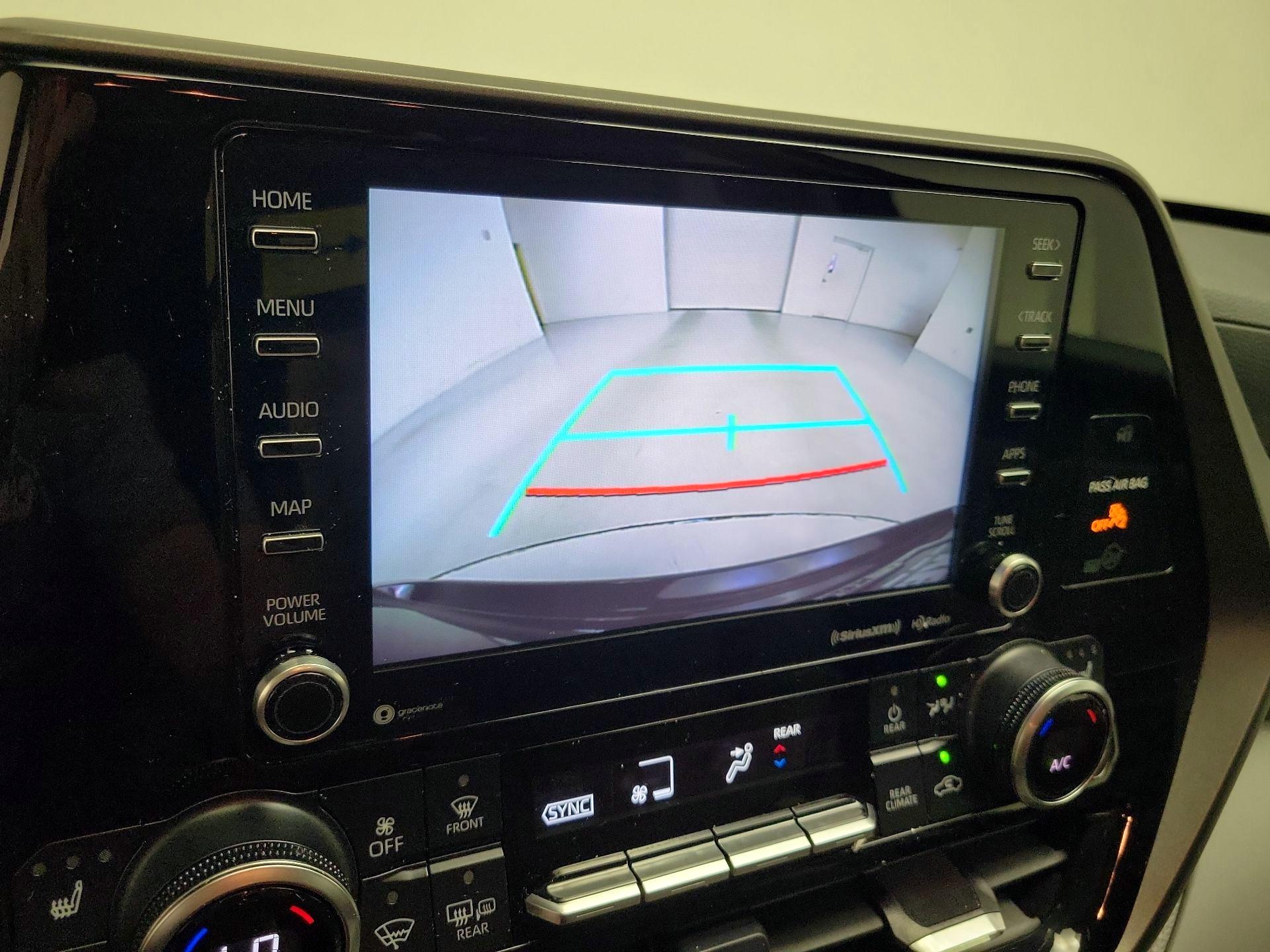 Thumbnail: 2022 Toyota Highlander - 15