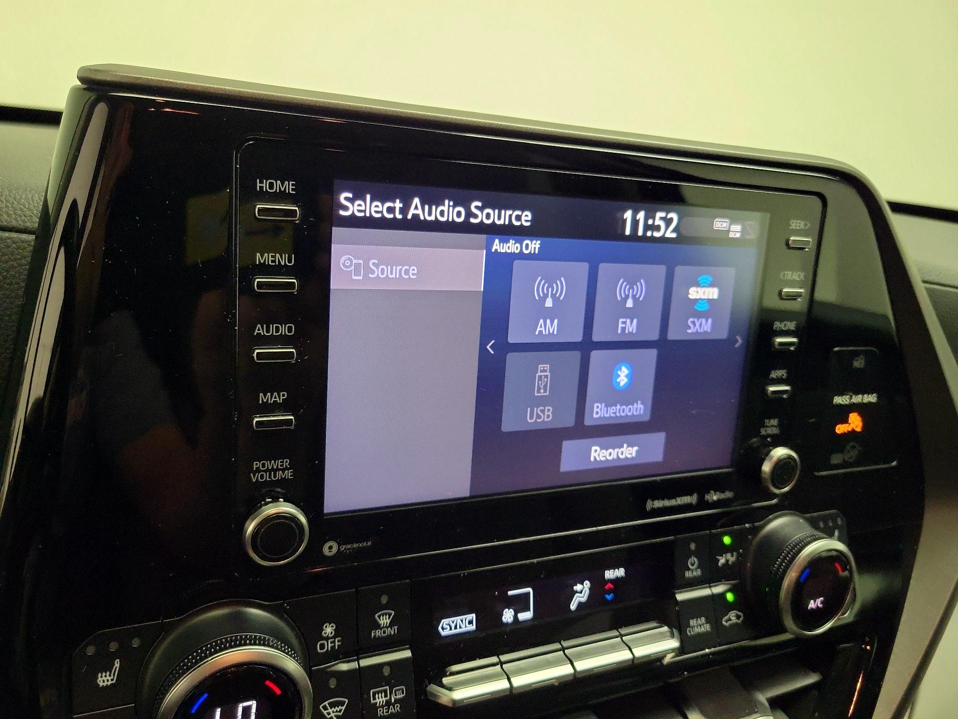 Thumbnail: 2022 Toyota Highlander - 16