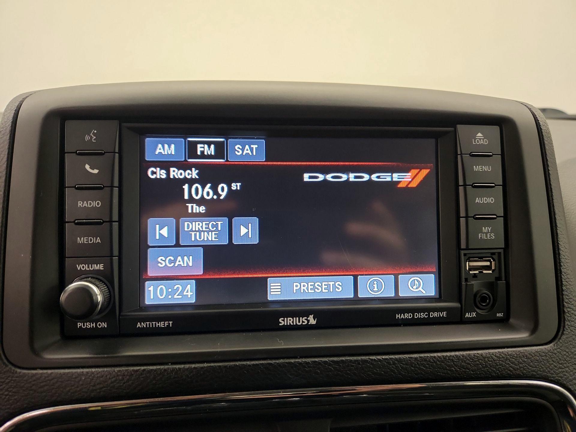 Thumbnail: 2017 Dodge Grand Caravan - 15