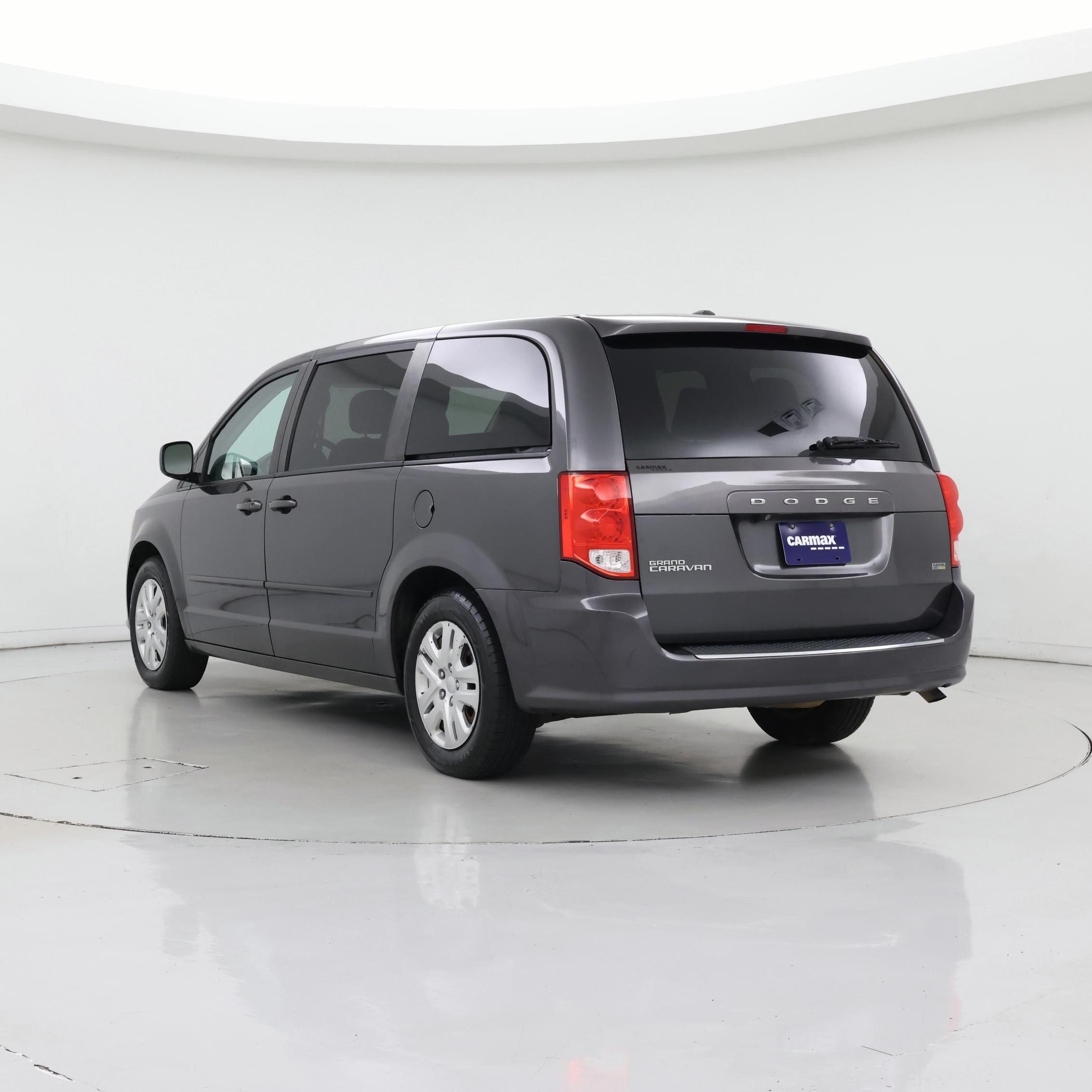Thumbnail: 2017 Dodge Grand Caravan - 2