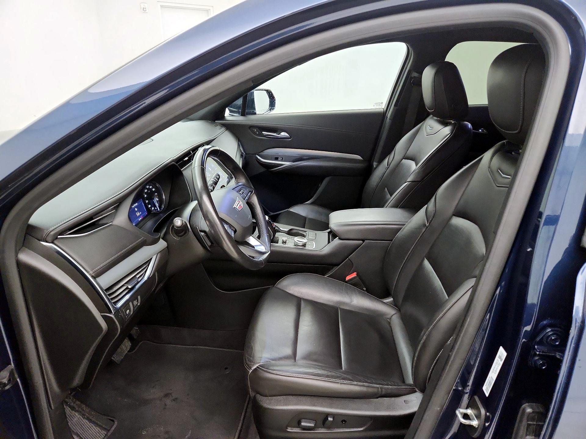 Thumbnail: 2019 Cadillac XT4 - 11