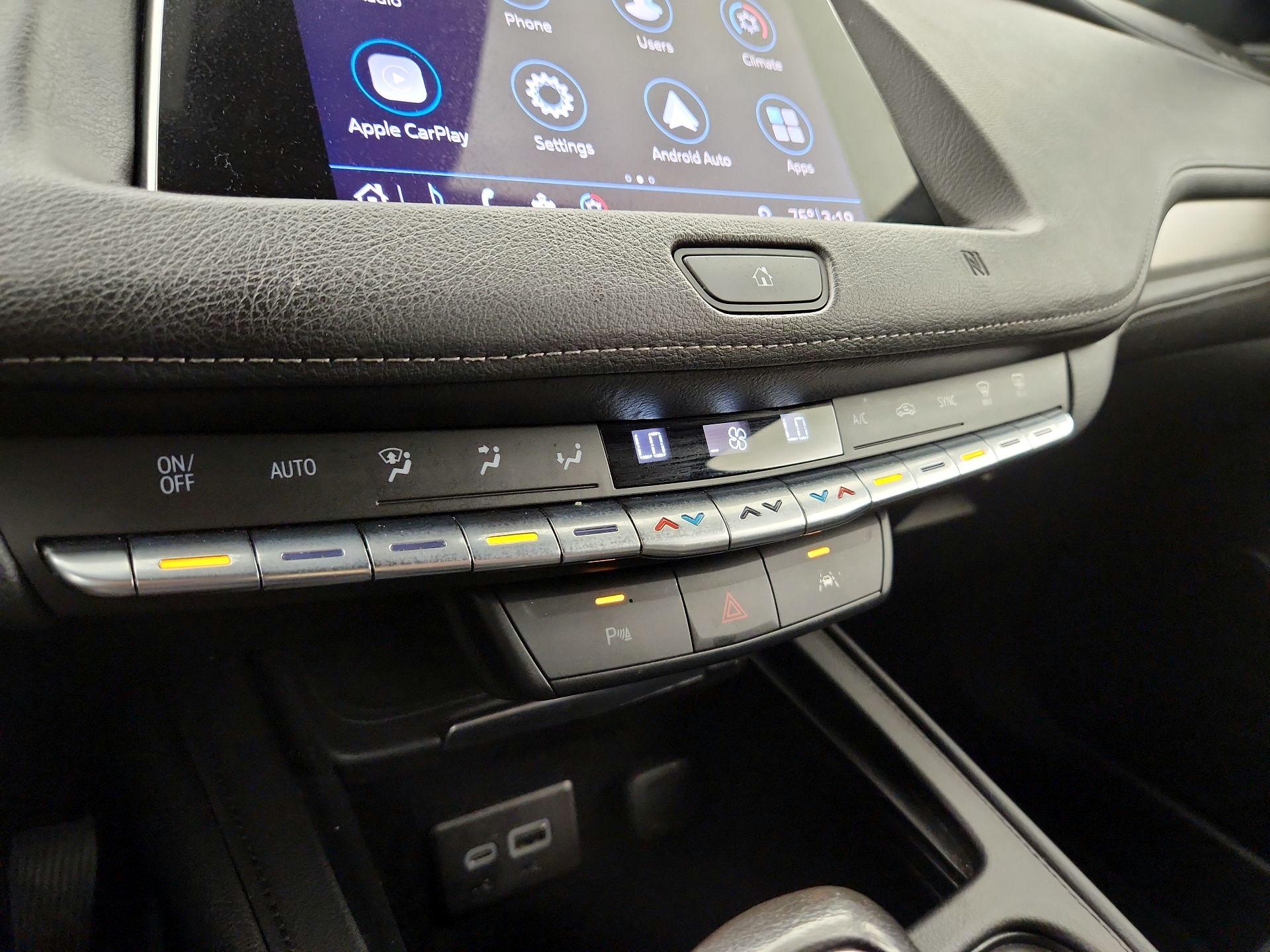 Thumbnail: 2019 Cadillac XT4 - 15