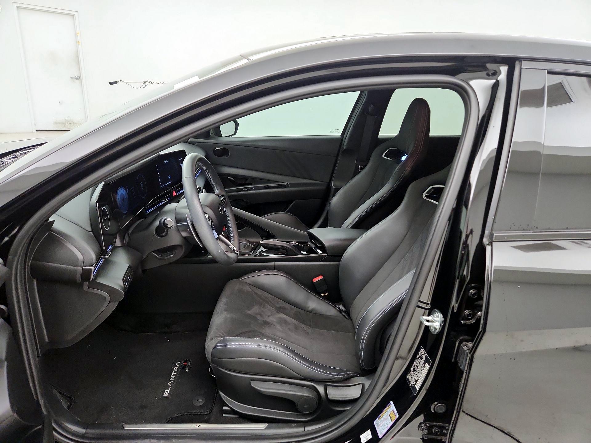 Thumbnail: 2024 Hyundai Elantra - 9