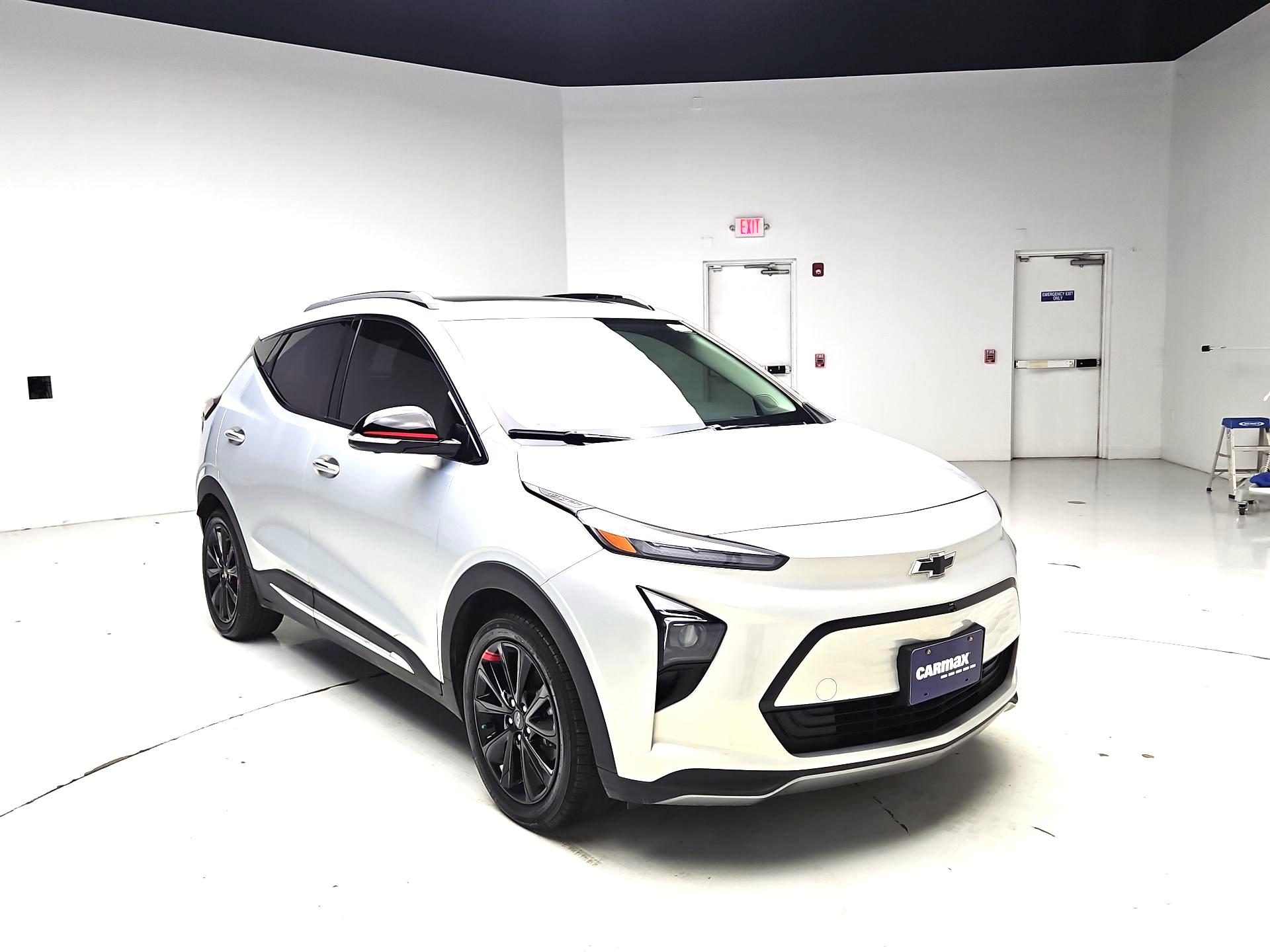 Thumbnail: 2023 Chevrolet Bolt EUV - 1