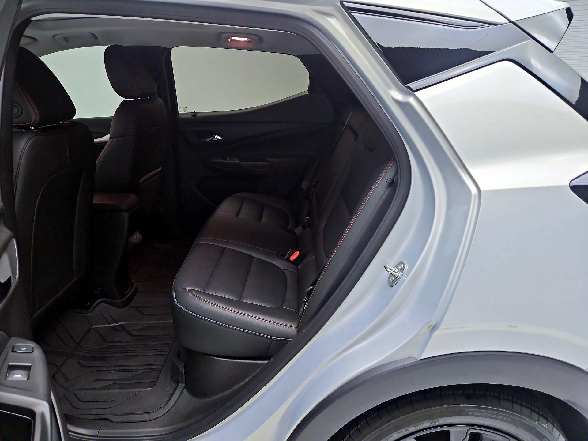 Thumbnail: 2023 Chevrolet Bolt EUV - 18