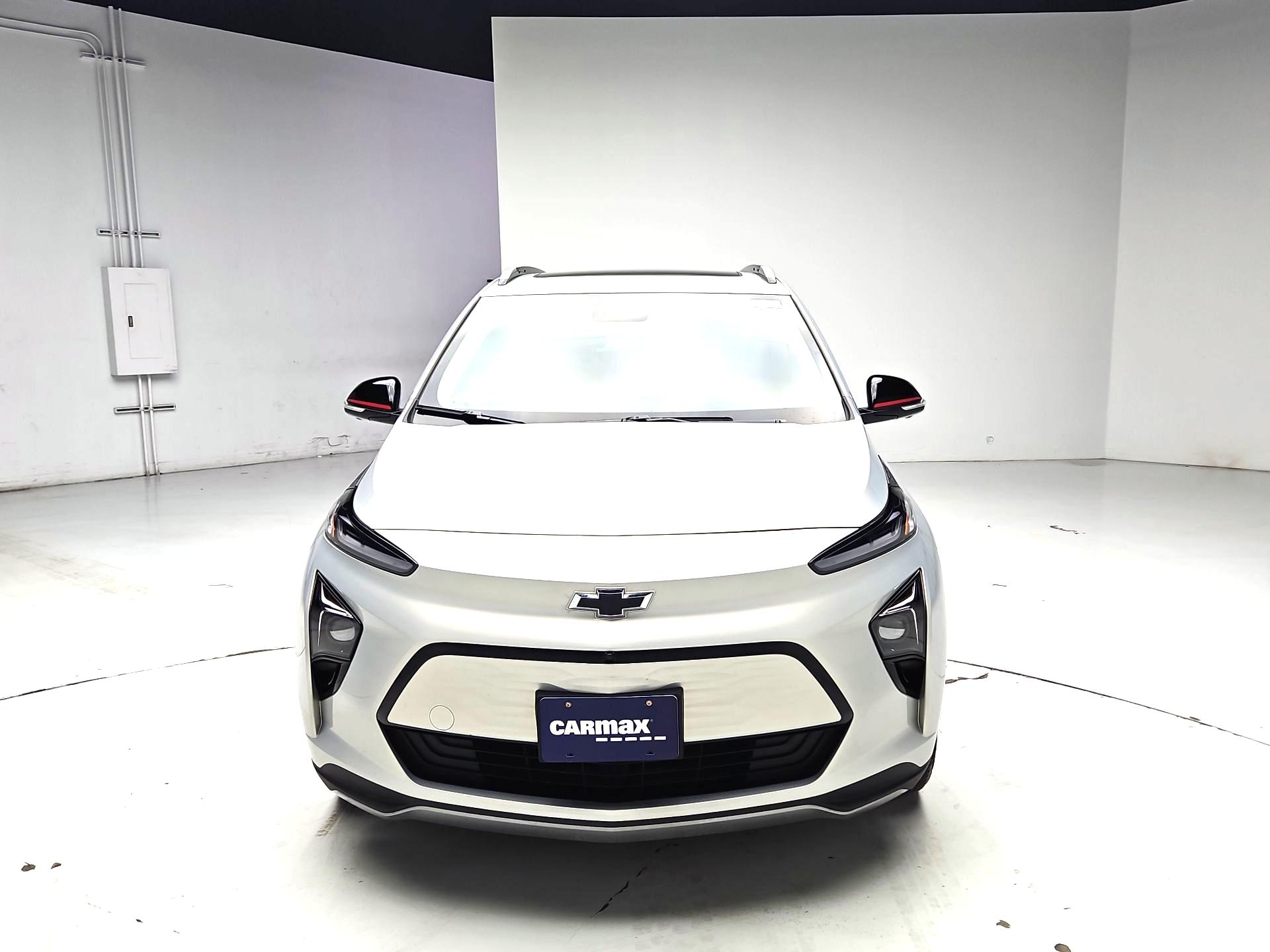 Thumbnail: 2023 Chevrolet Bolt EUV - 2