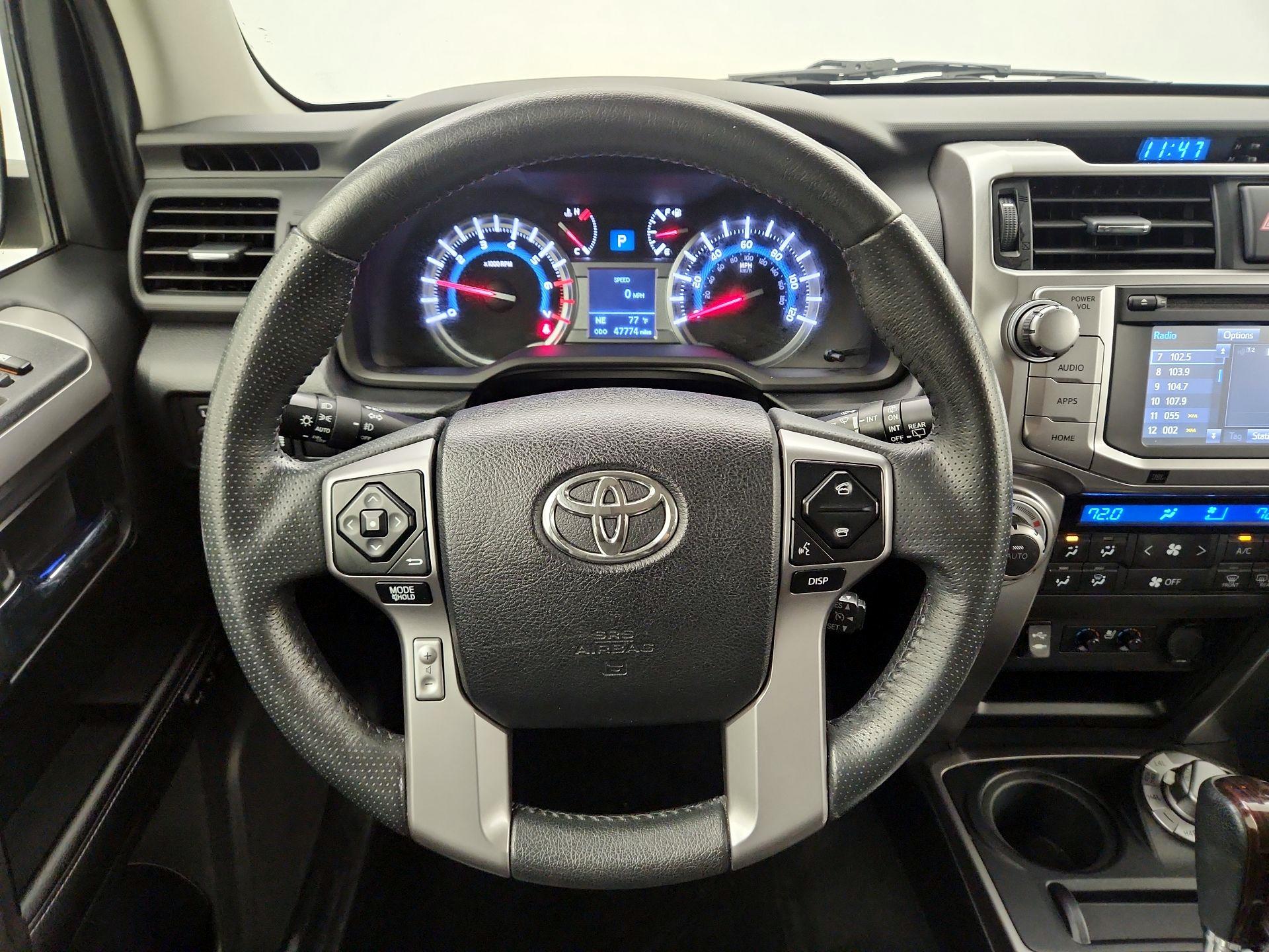 Thumbnail: 2015 Toyota 4Runner - 10