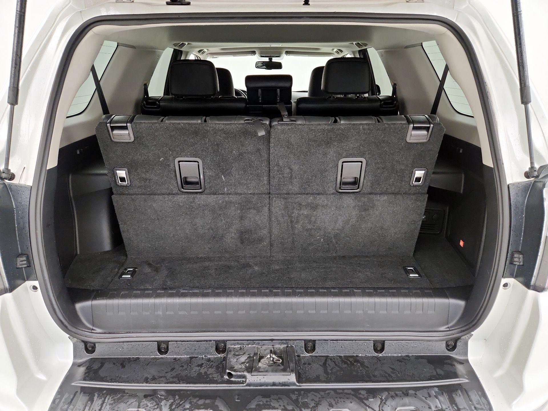 Thumbnail: 2015 Toyota 4Runner - 16