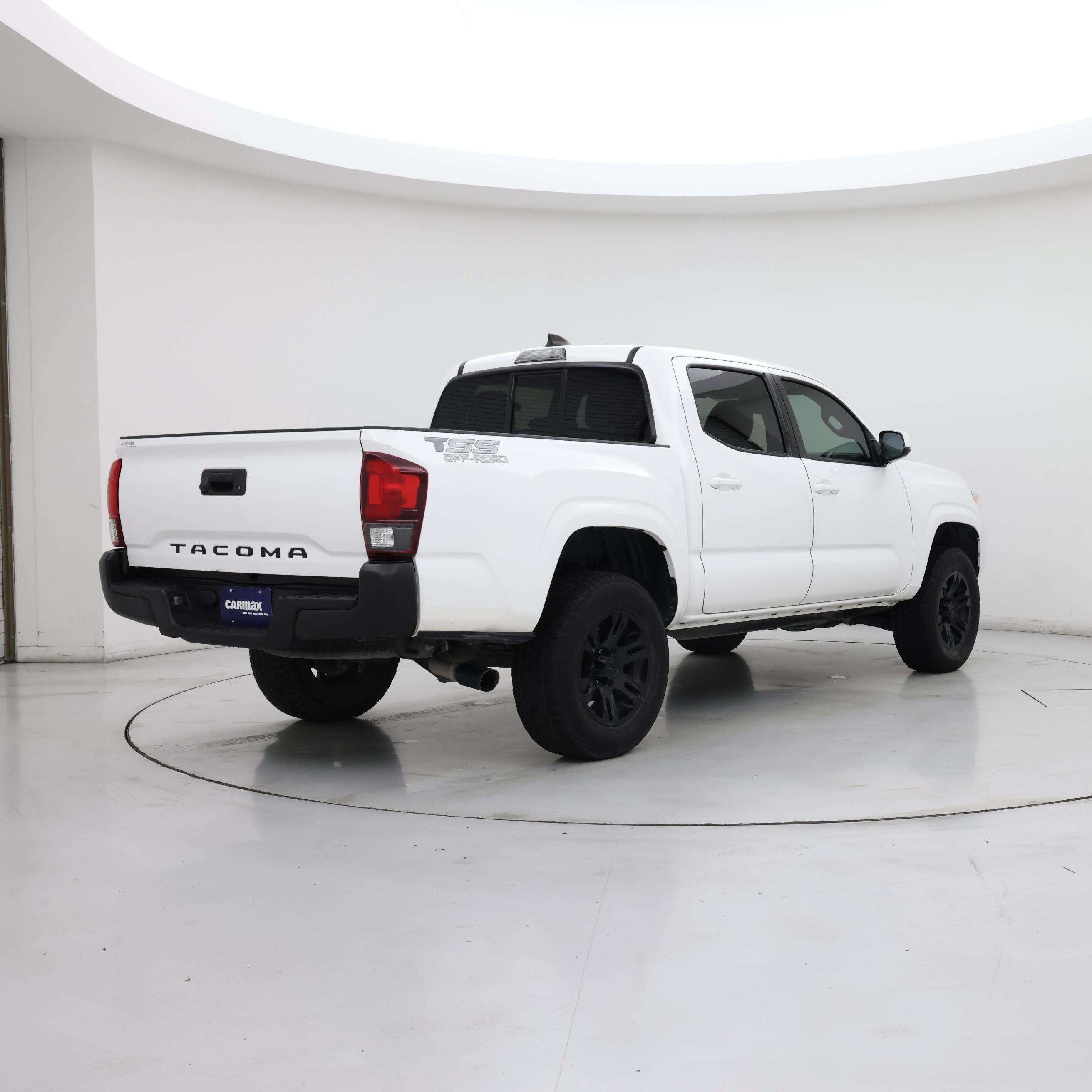 Thumbnail: 2021 Toyota Tacoma - 8