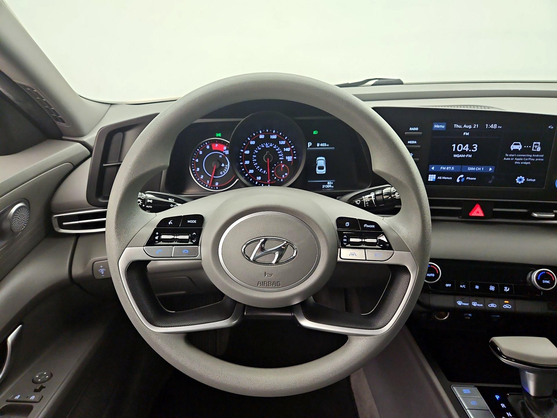Thumbnail: 2023 Hyundai Elantra - 10