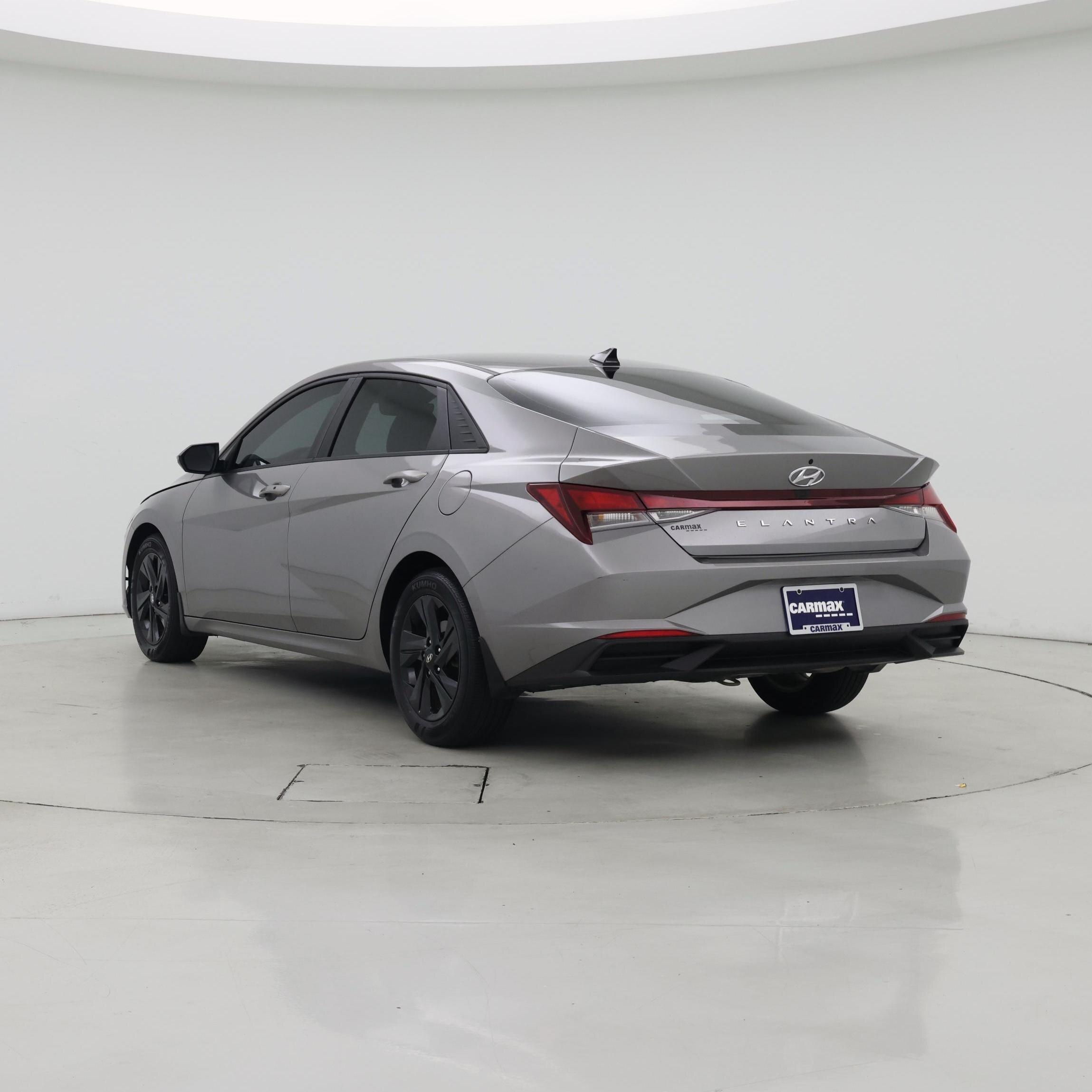 Thumbnail: 2023 Hyundai Elantra - 2