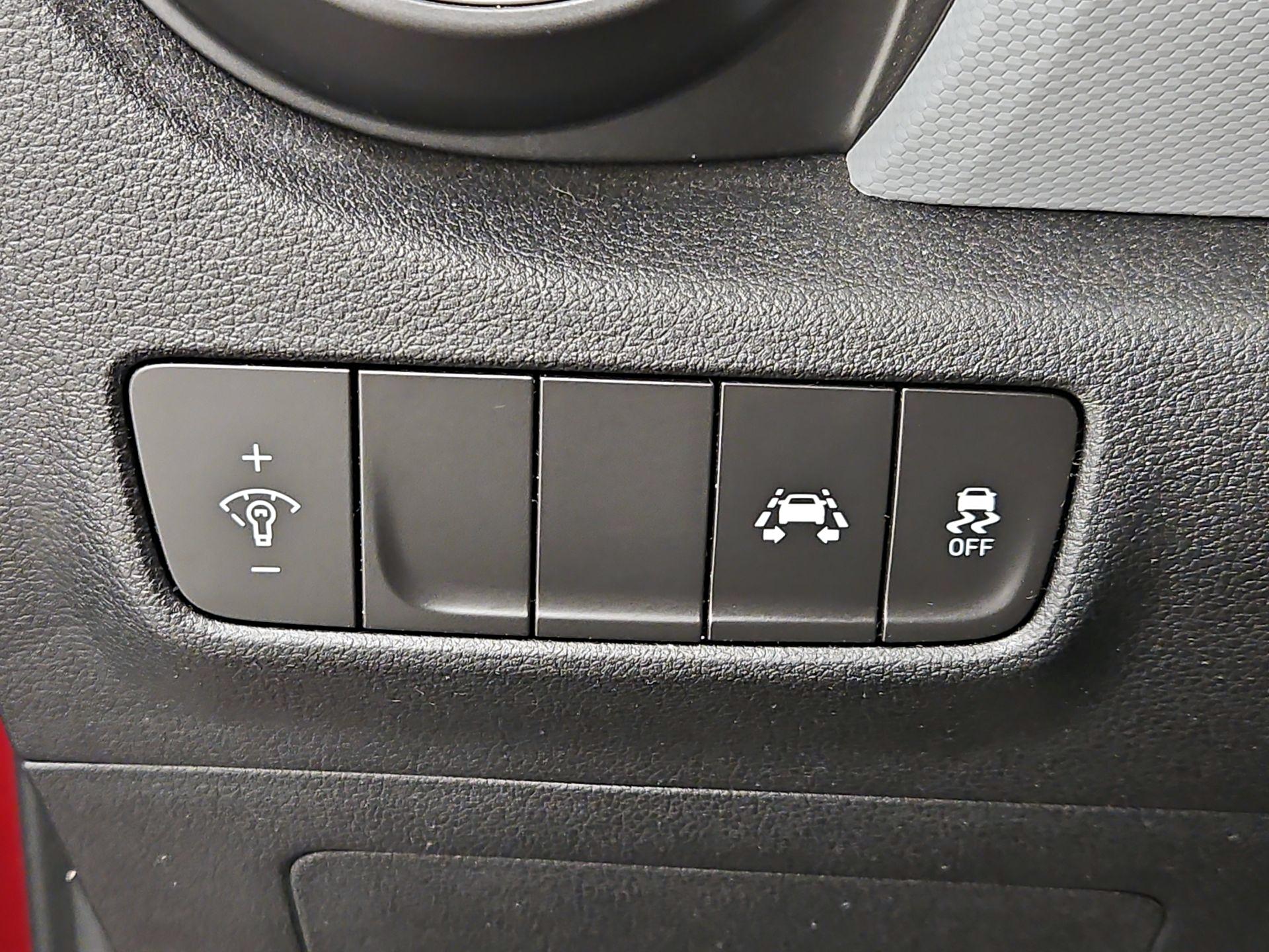 Thumbnail: 2019 Hyundai Kona - 13