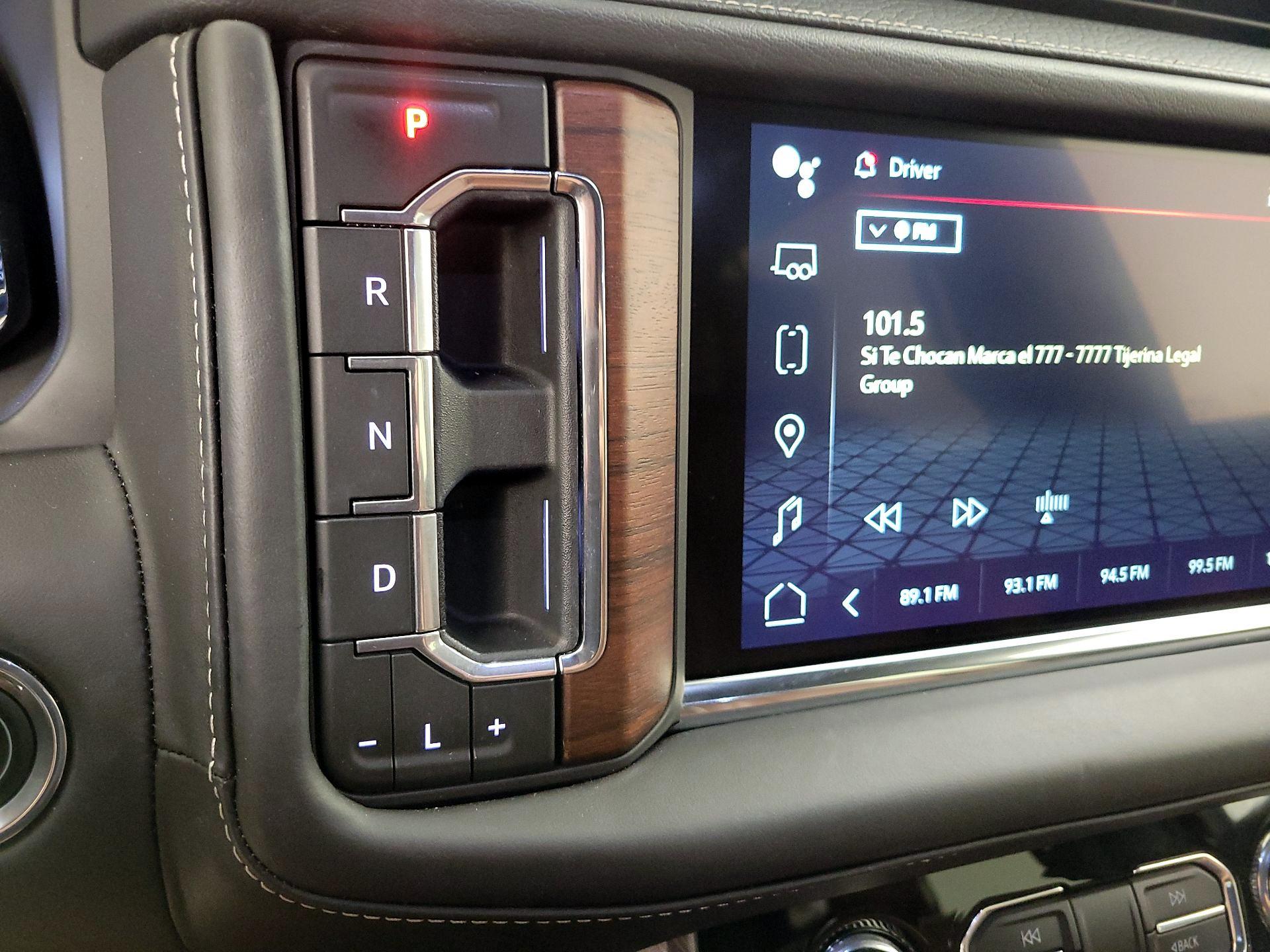 Thumbnail: 2023 GMC Yukon - 18