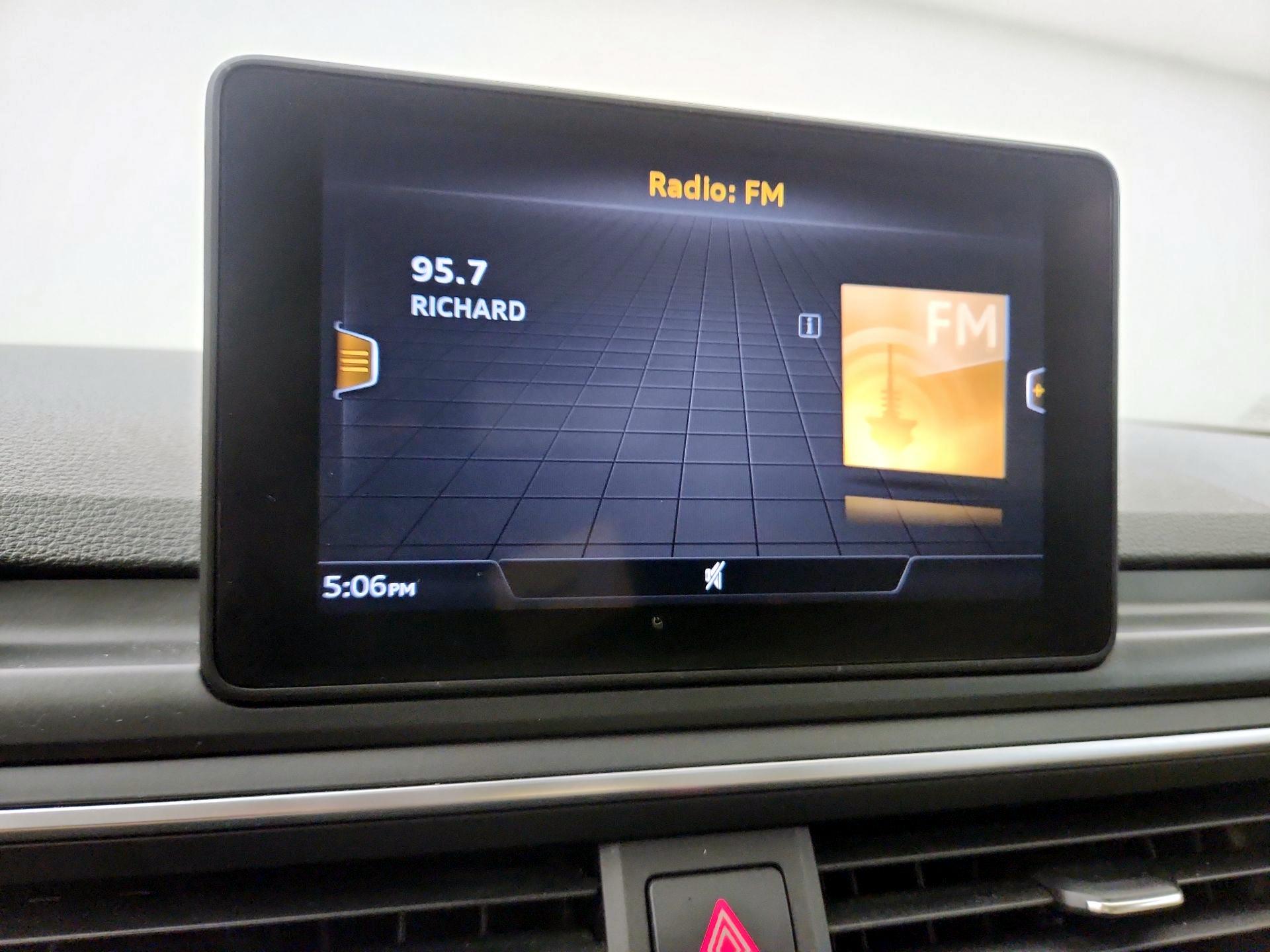 Thumbnail: 2019 Audi A4 - 15