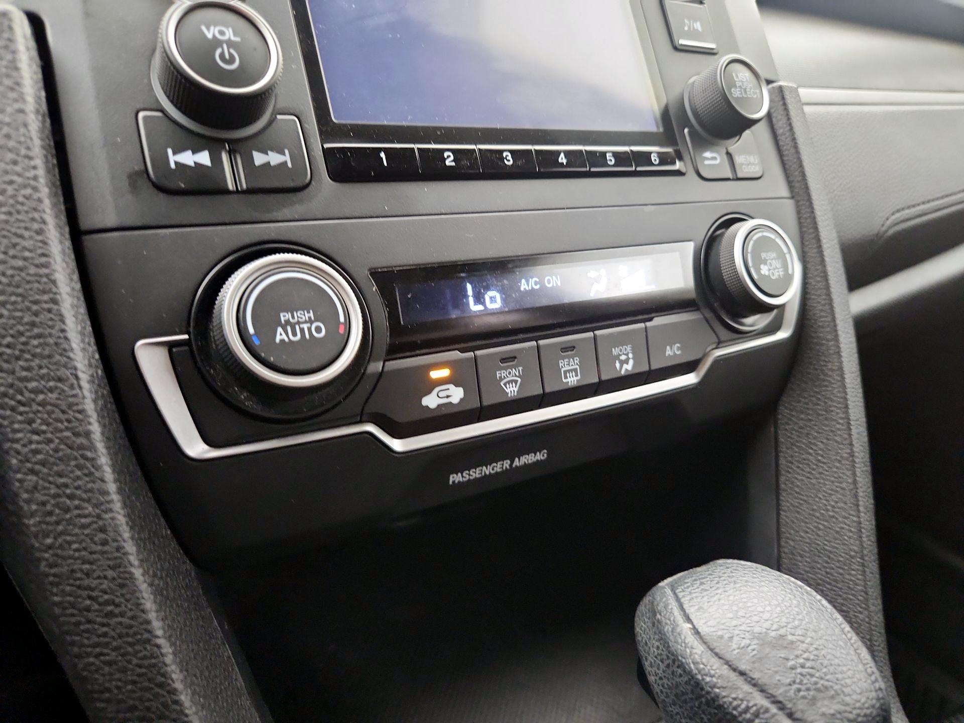 Thumbnail: 2019 Honda Civic - 16
