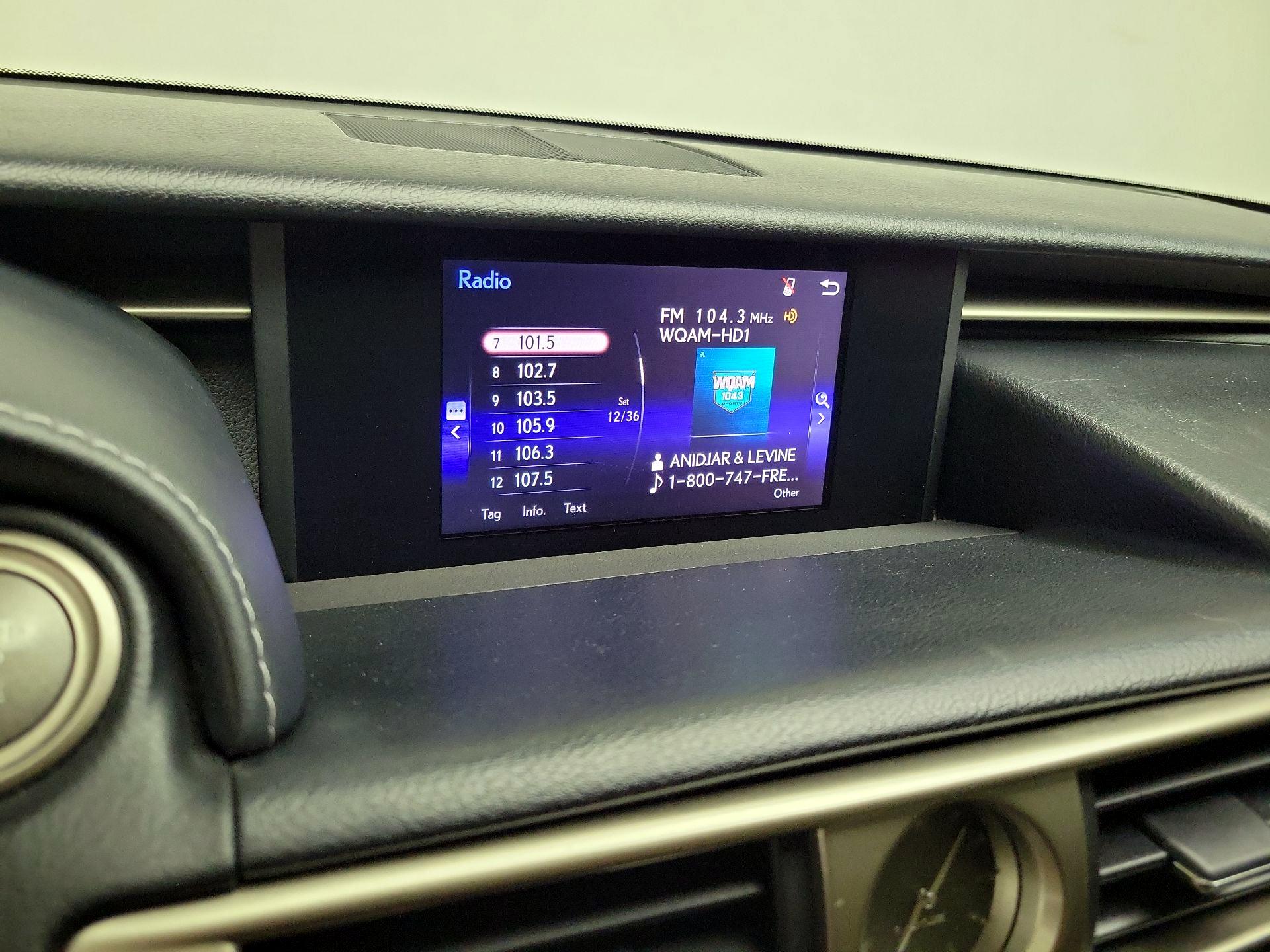 Thumbnail: 2016 Lexus IS - 16