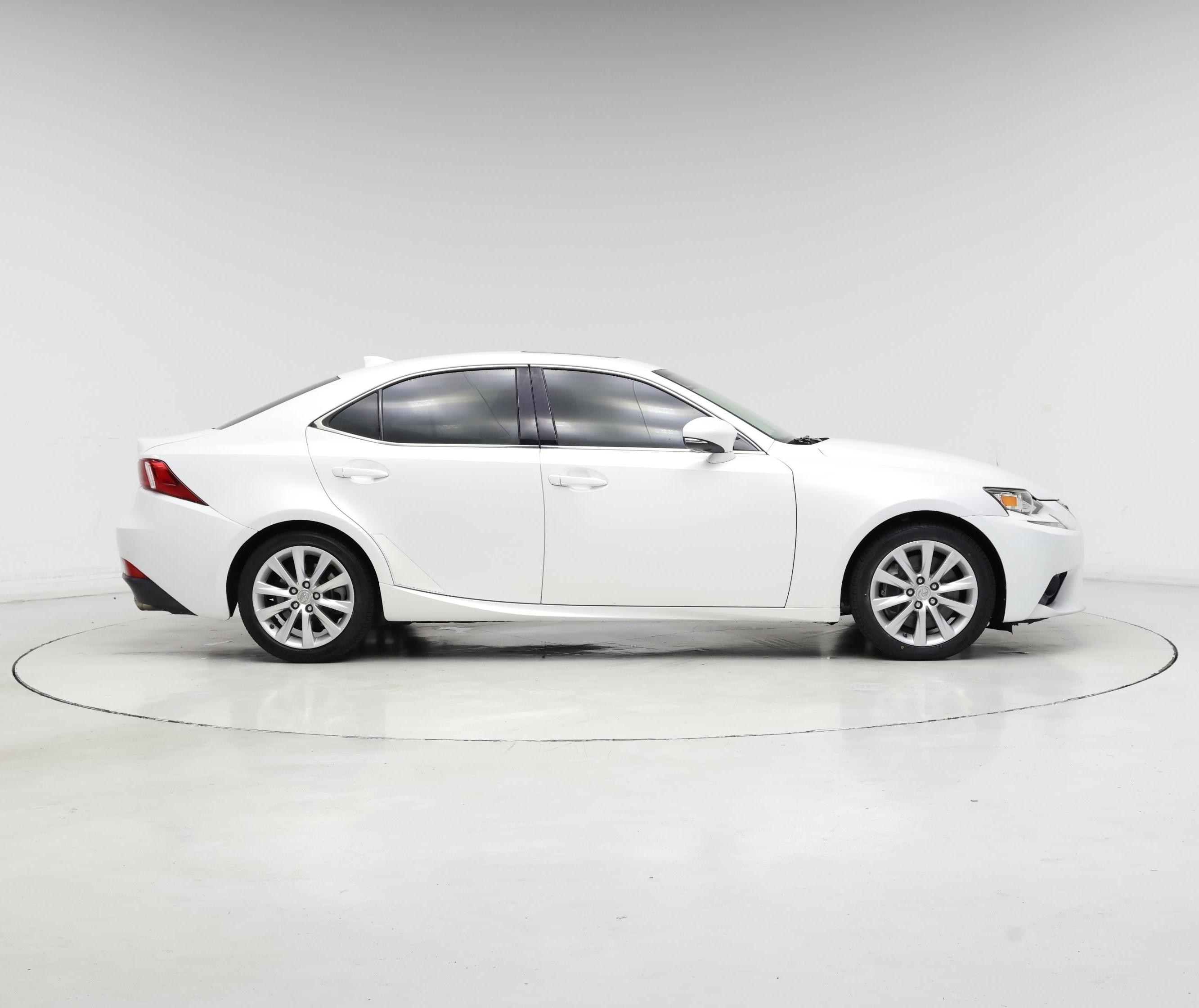 Thumbnail: 2016 Lexus IS - 7