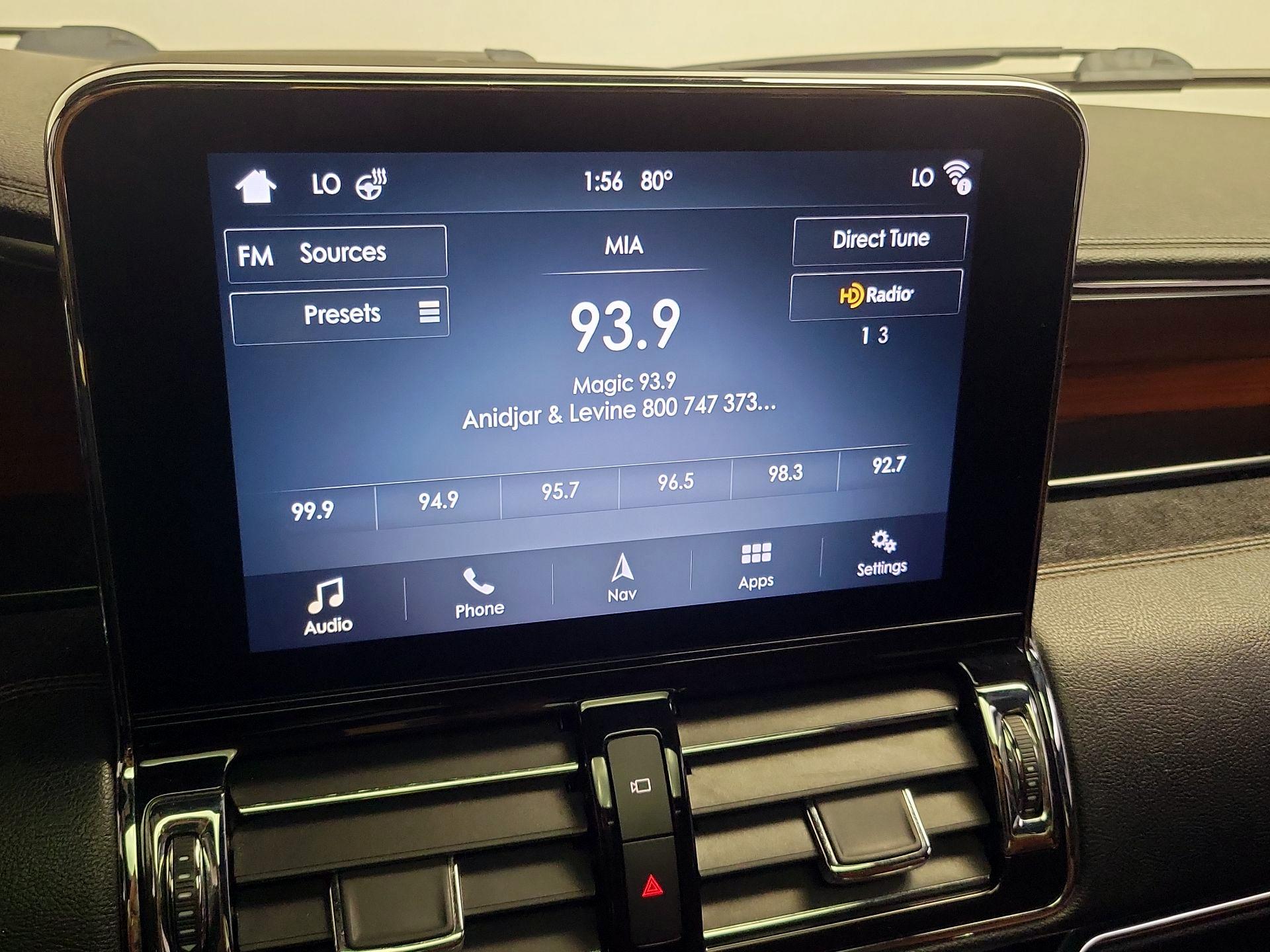 Thumbnail: 2019 Lincoln Navigator - 16