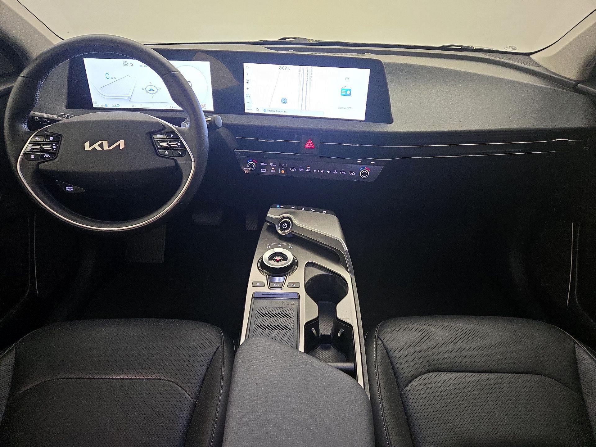 Thumbnail: 2022 Kia EV6 - 9