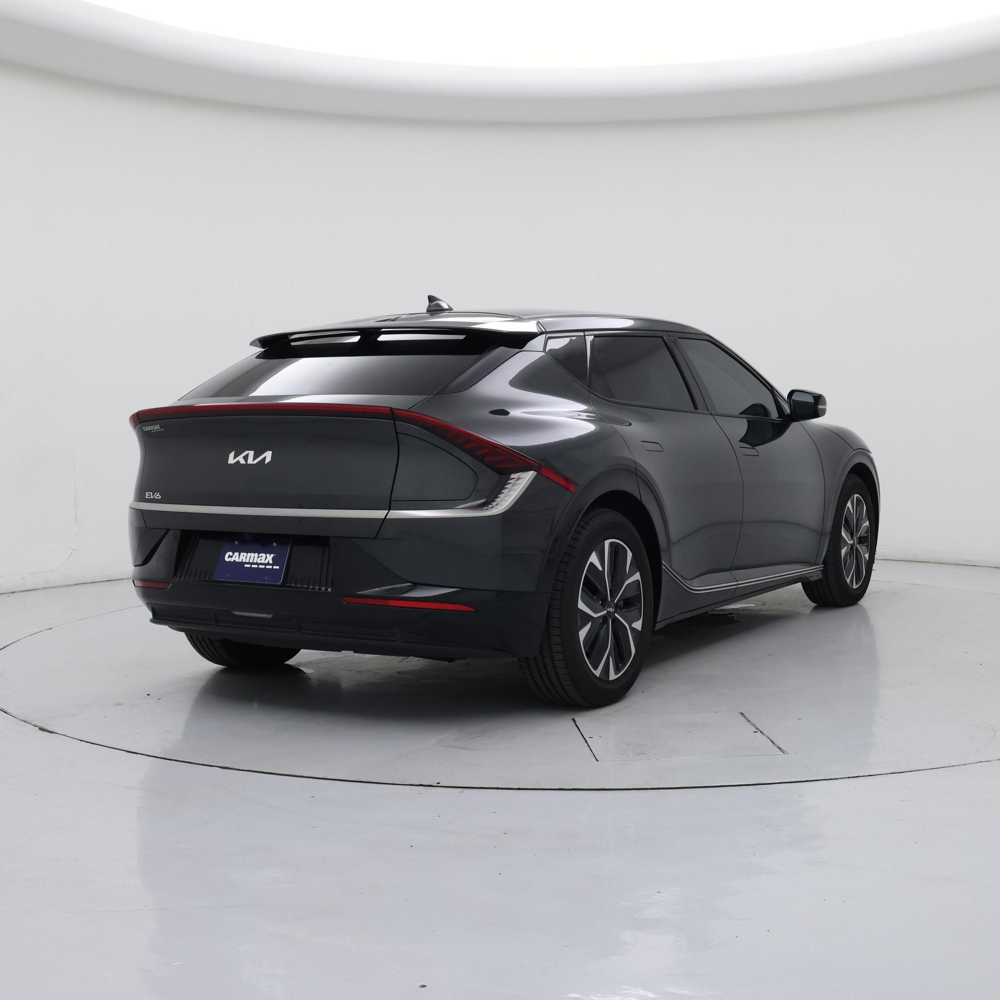 Thumbnail: 2022 Kia EV6 - 8